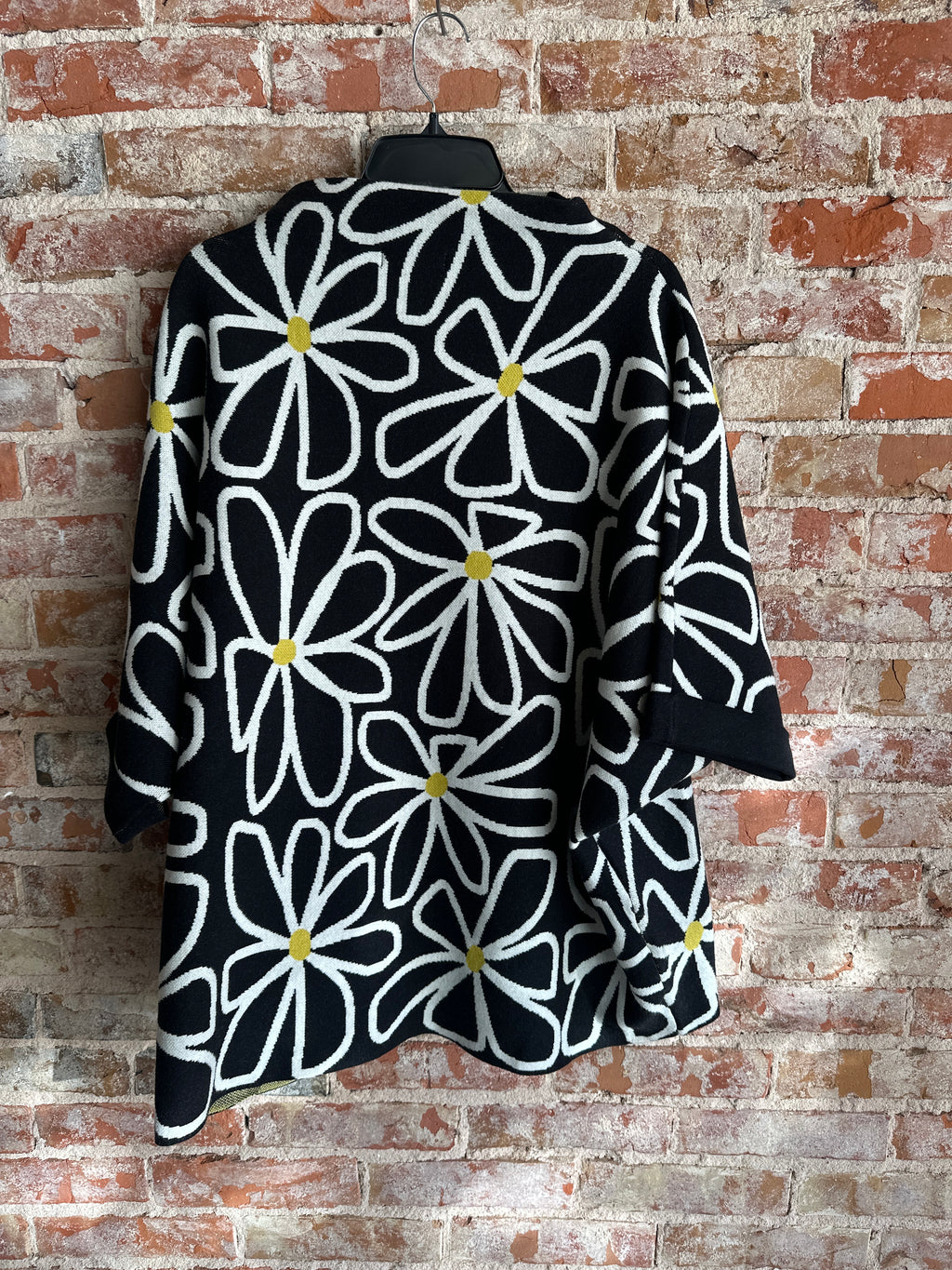 APNY daisy top
