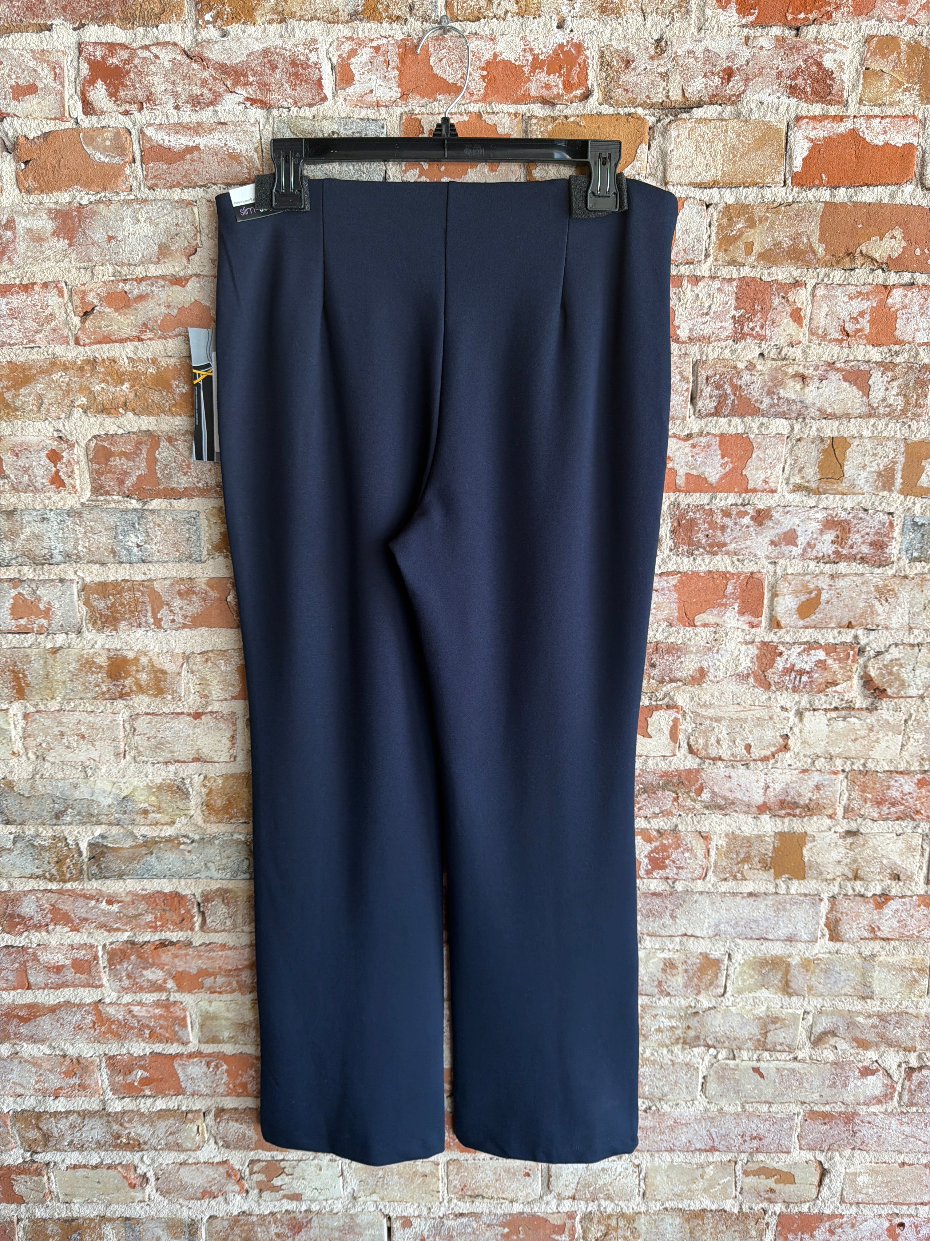 Slim-Sation Pintuck Flare Ankle Pant