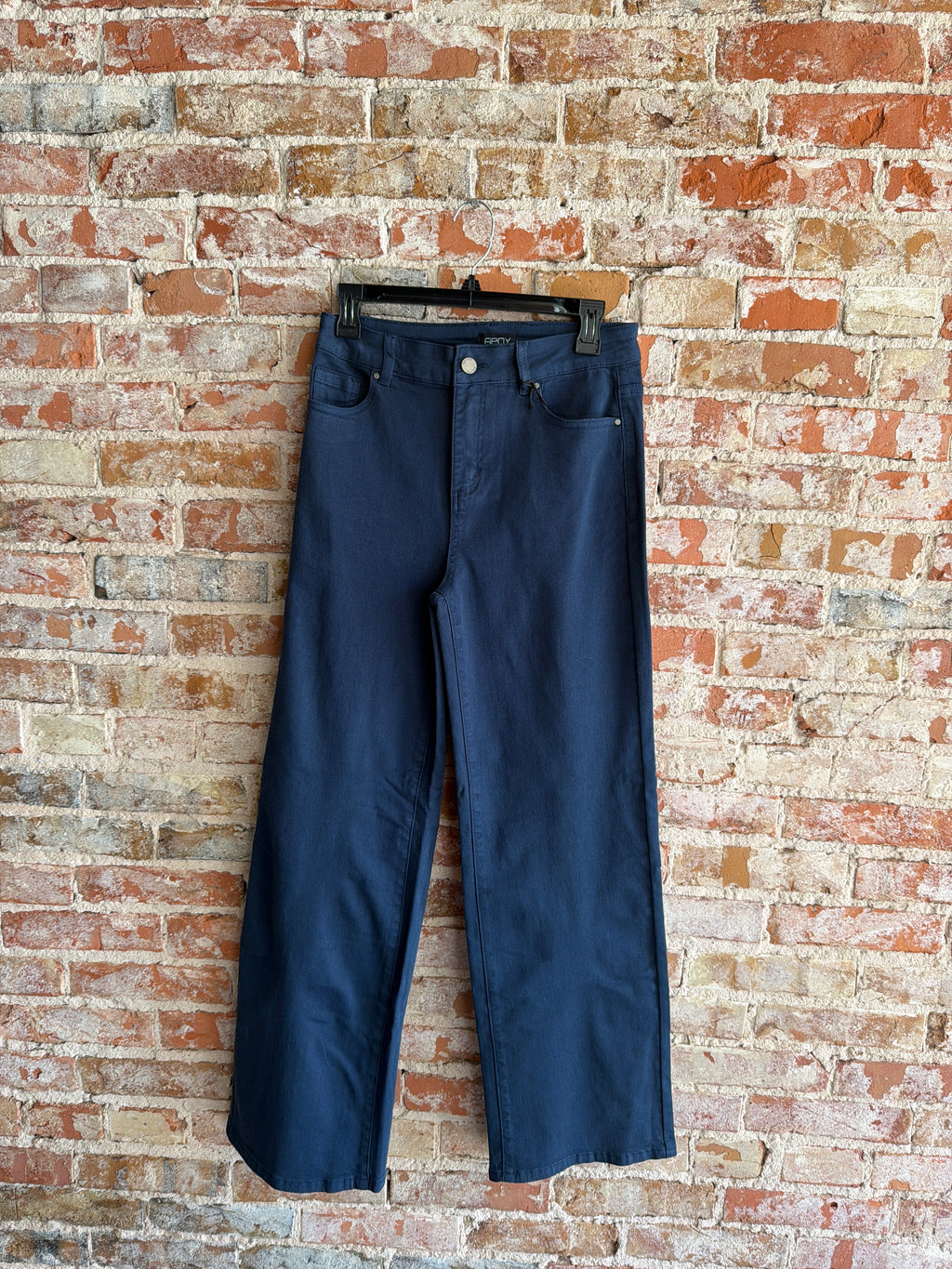 APNY Mini Boot Jeans