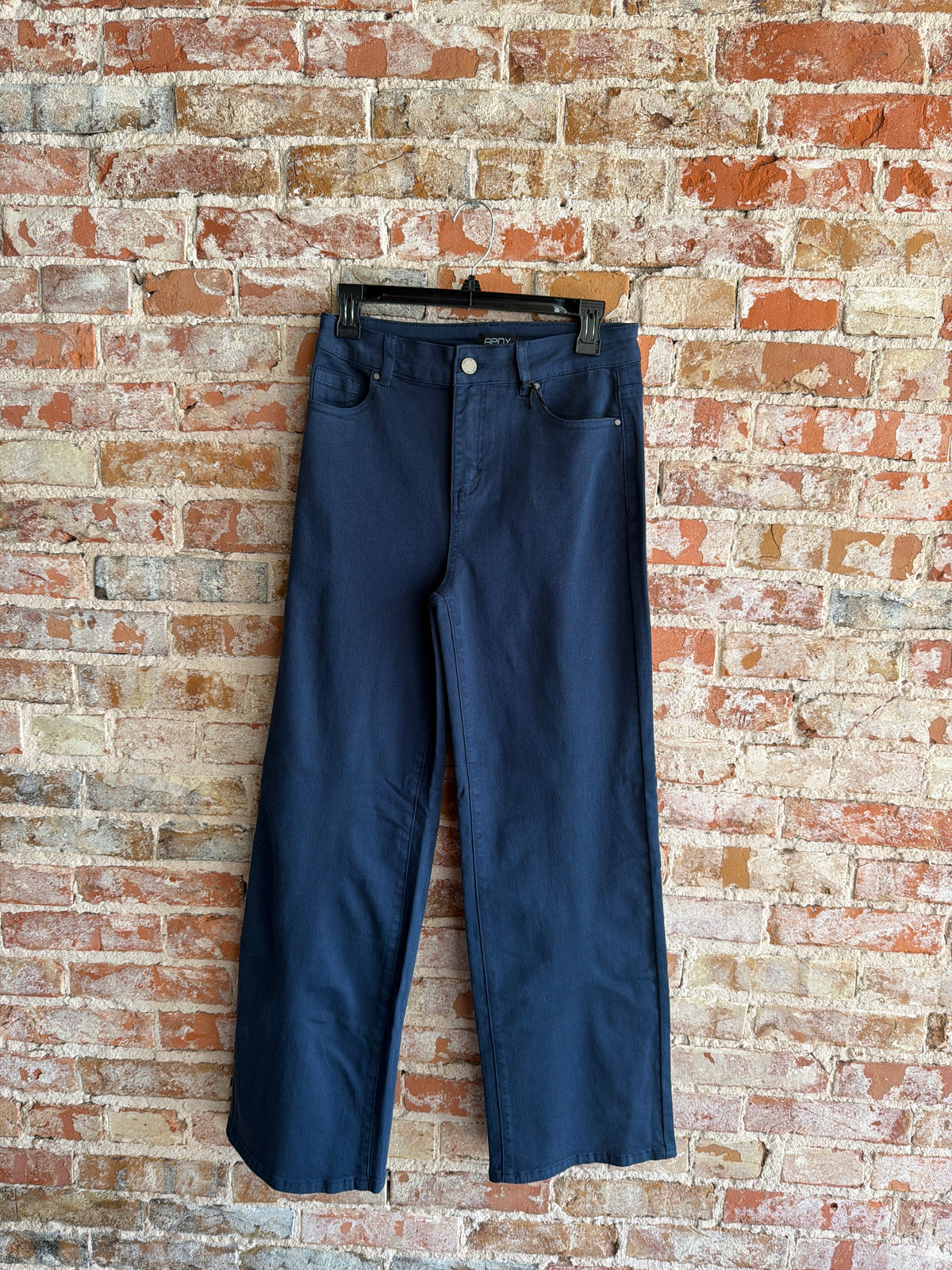 APNY Mini Boot Jeans