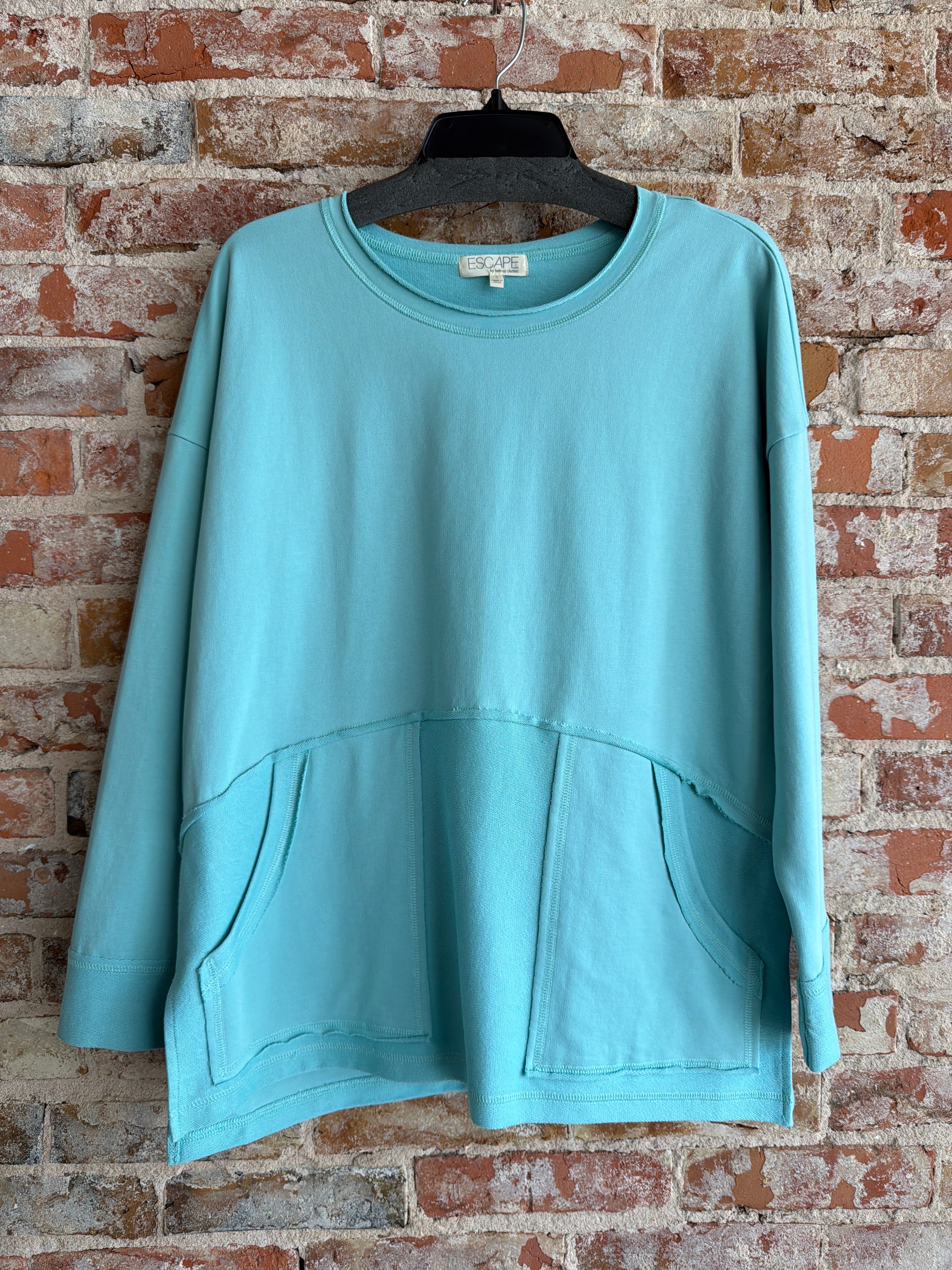 Habitat Weekend Top