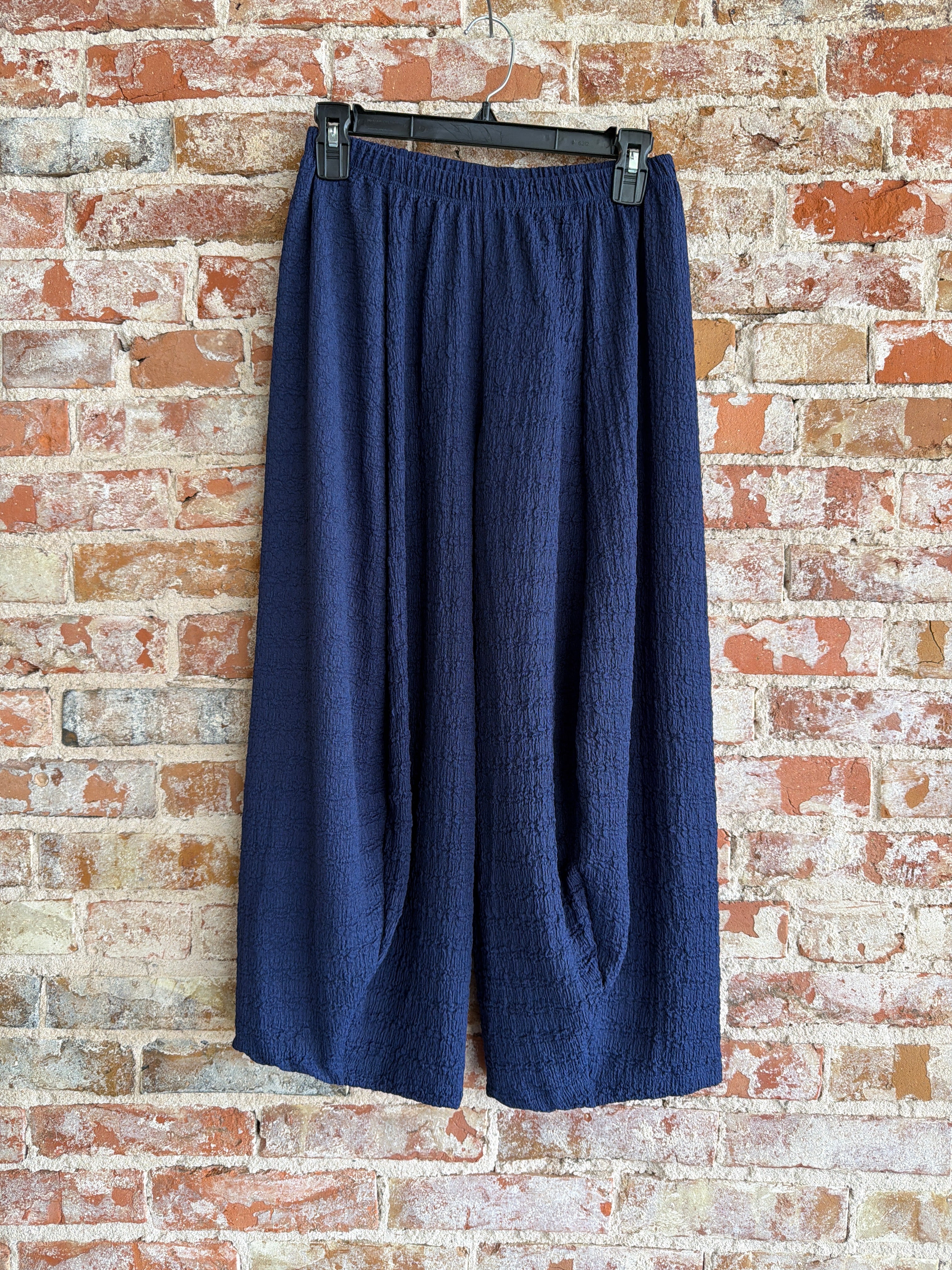Inoah Navy Pant