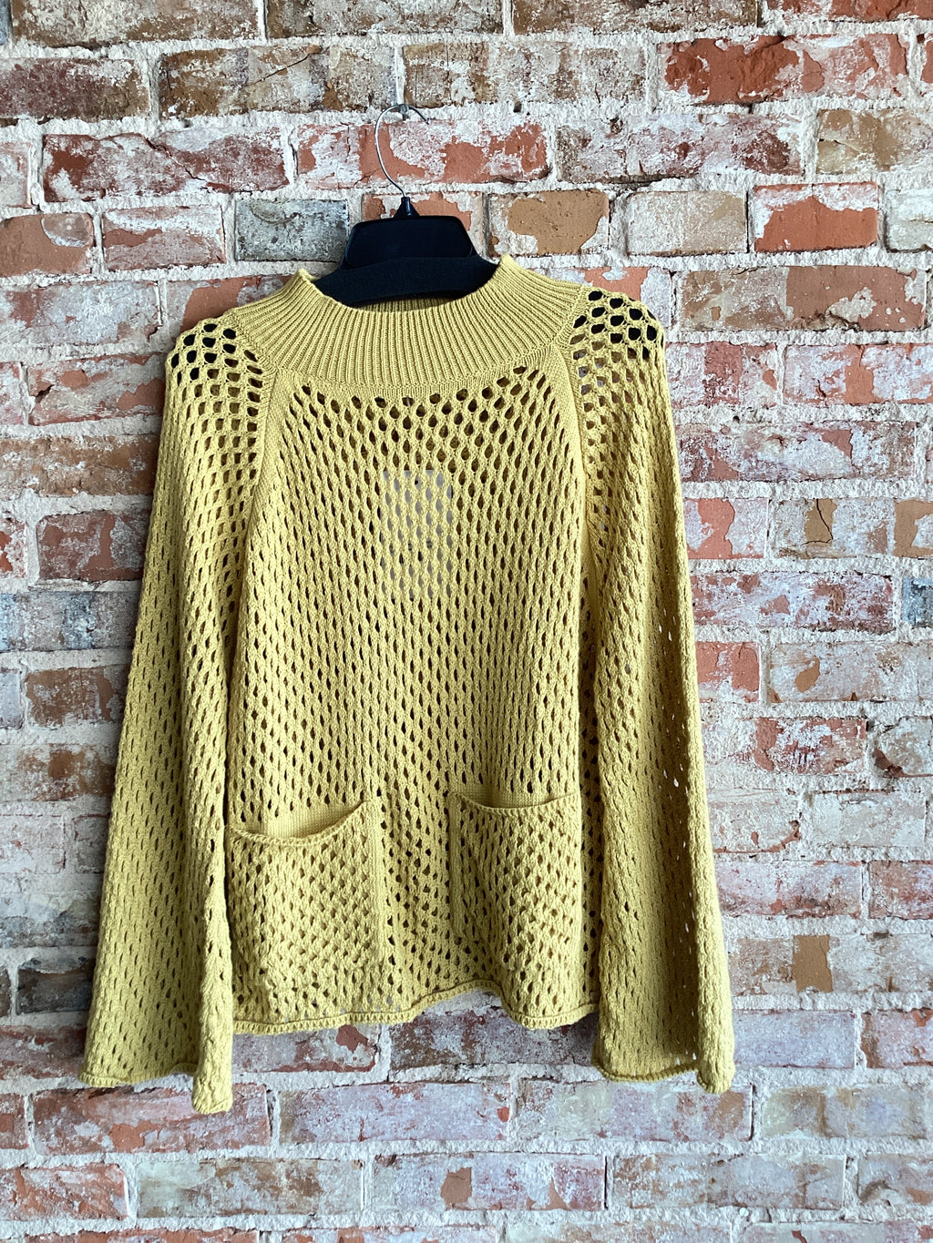 Shannon Passero Aja Pullover