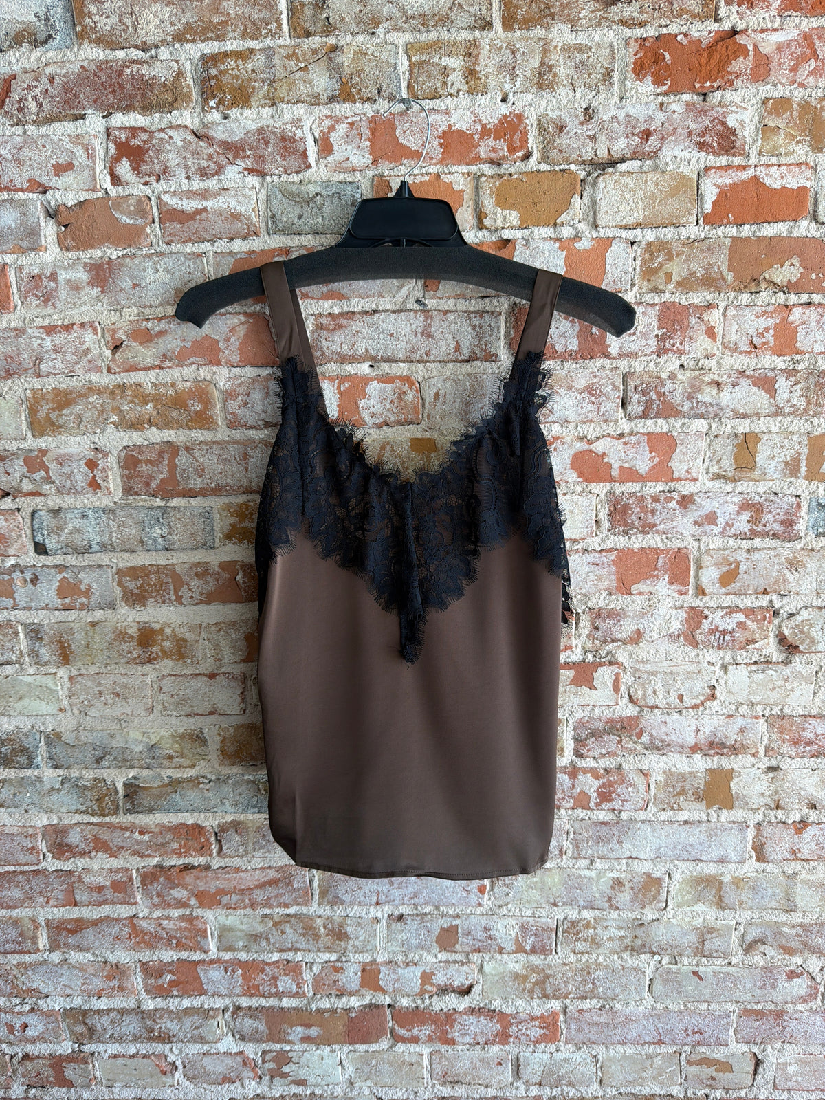 Liverpool Sleeveless Tank with Lace