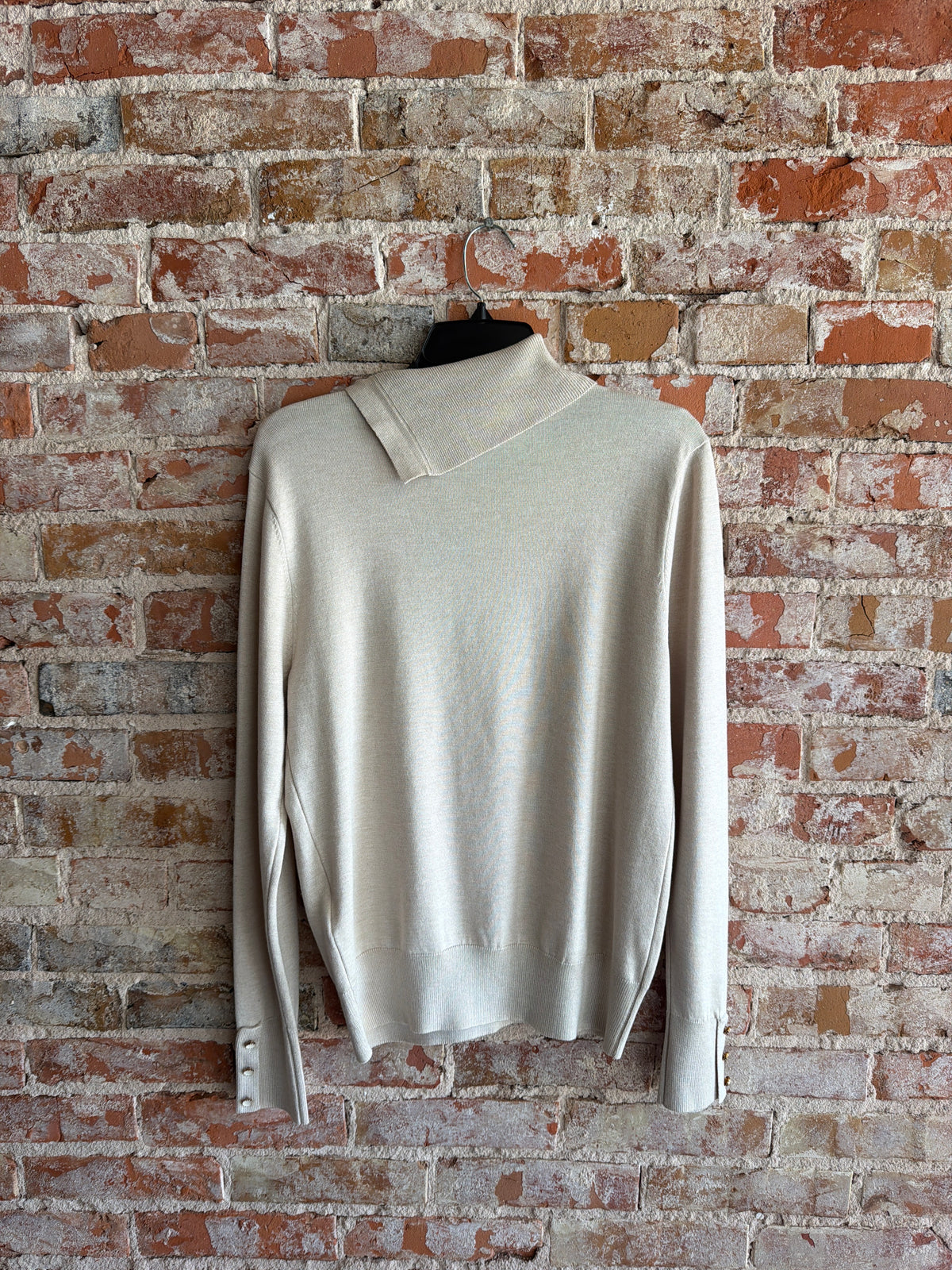 BTX Sweater with slit collar