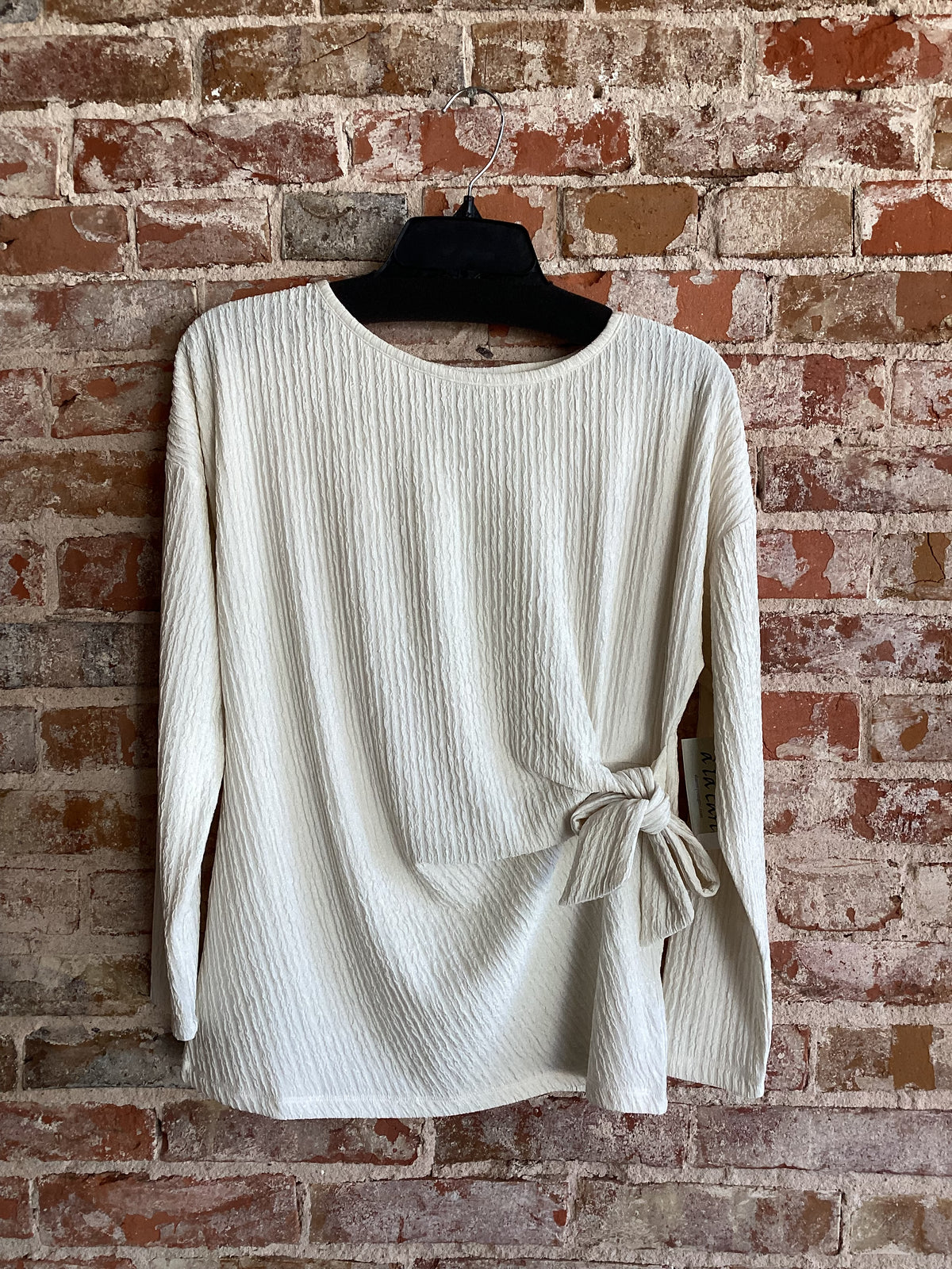 A LaCart L/S Side Tie Knit Top