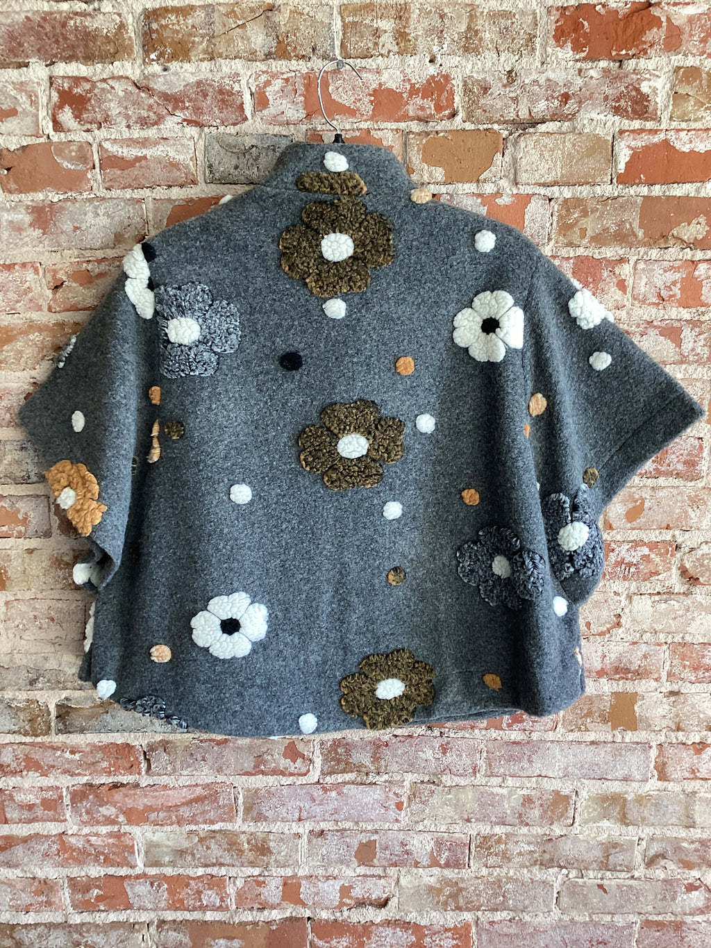 Shana Cap Sleeve Puff Flower Vest