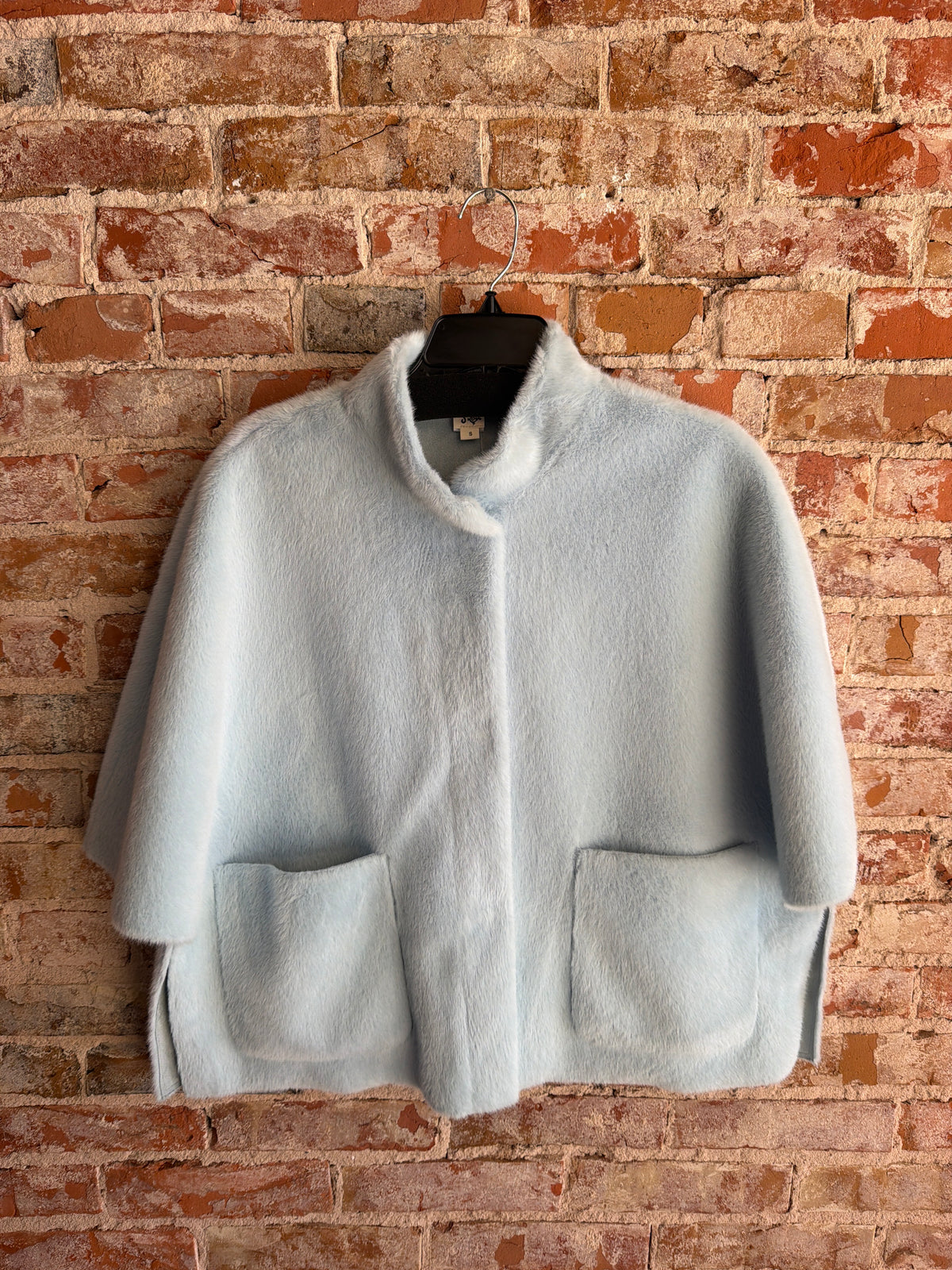 Ivy Jane Faux Fur Capelet