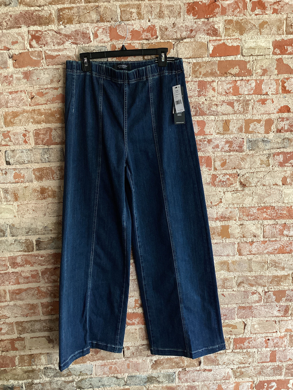 Liverpool Wide Leg Pull on Jean