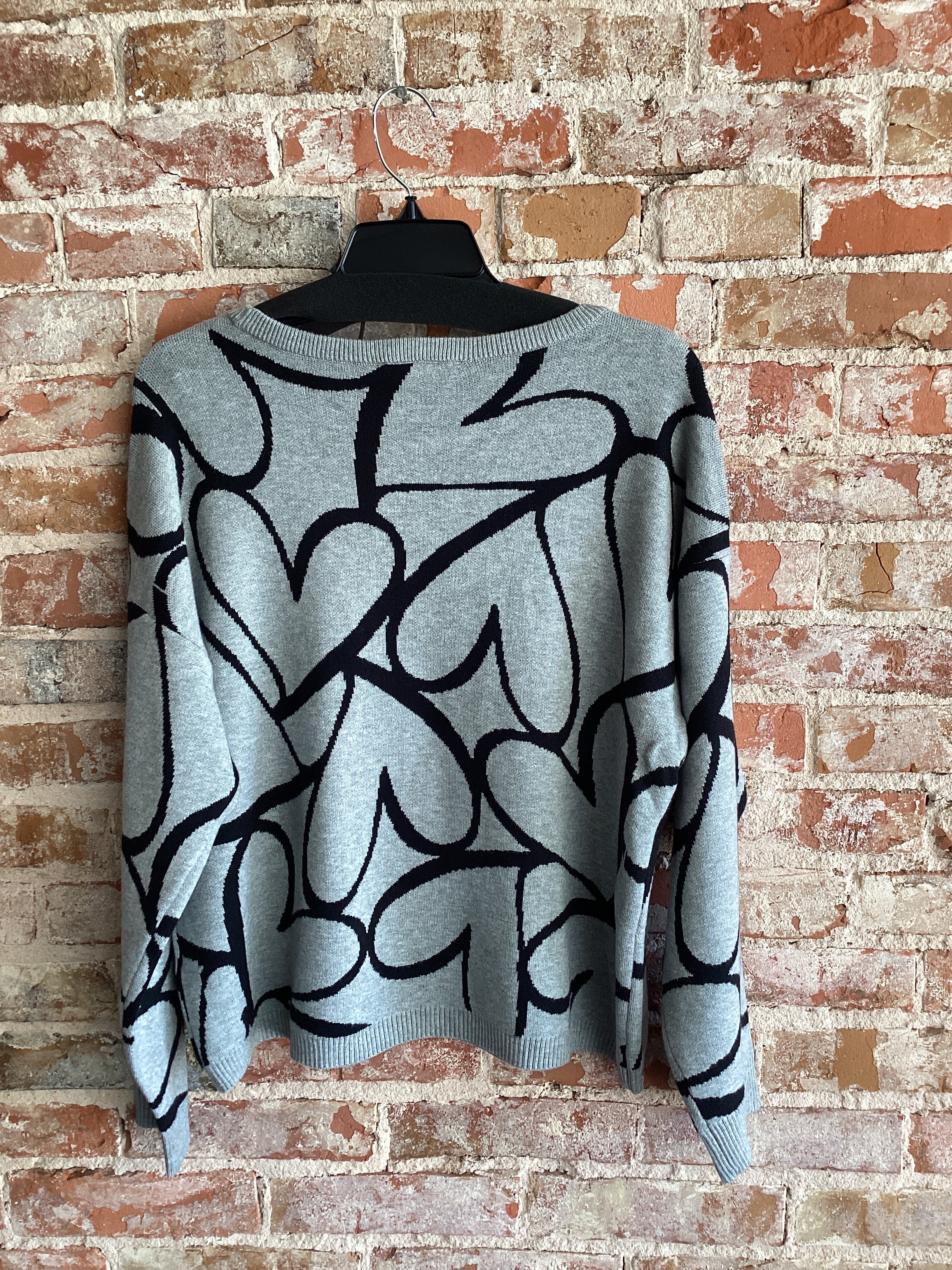 Keren Hart Love Pullover