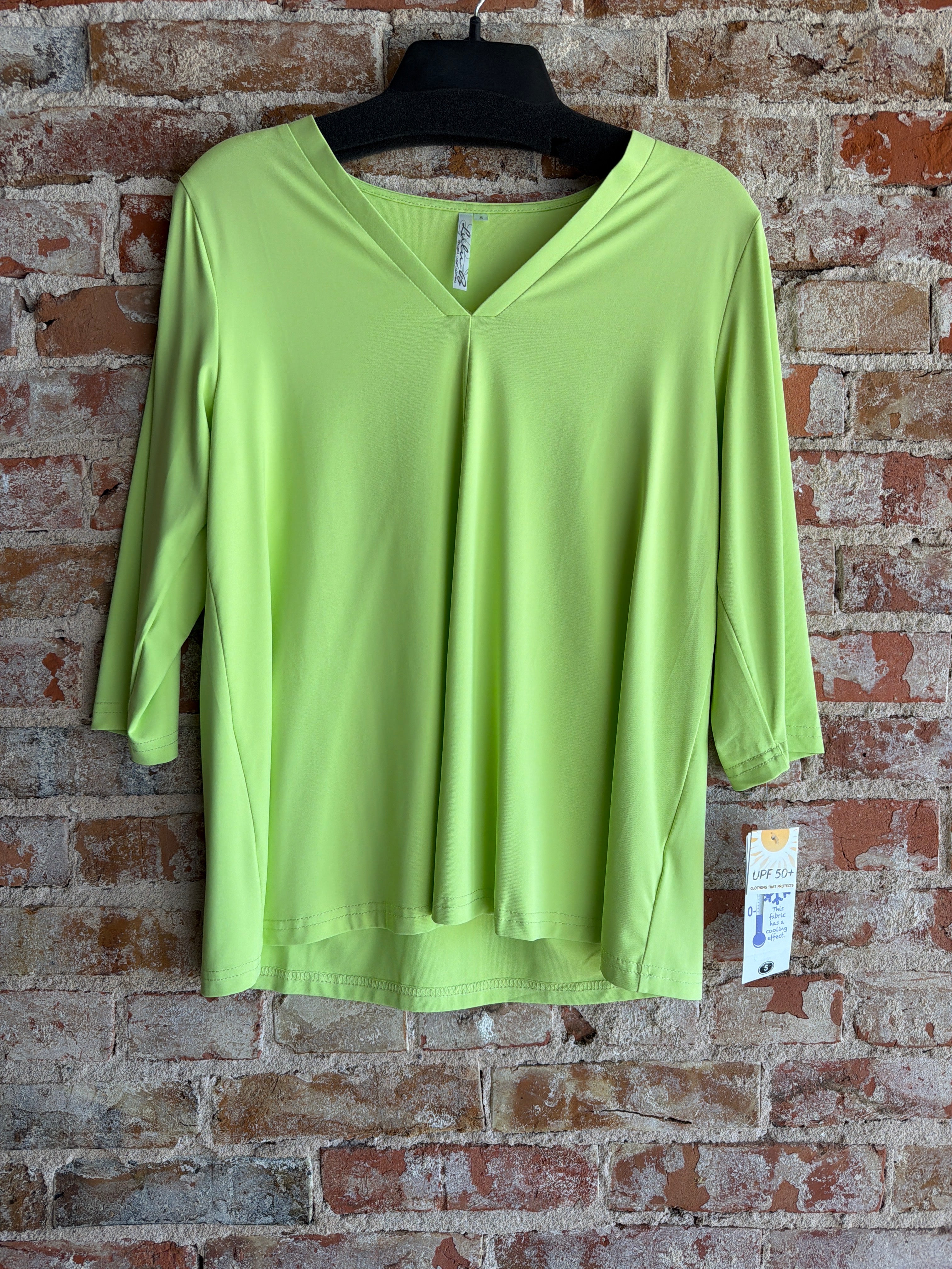 Lulu-B V-Neck Top