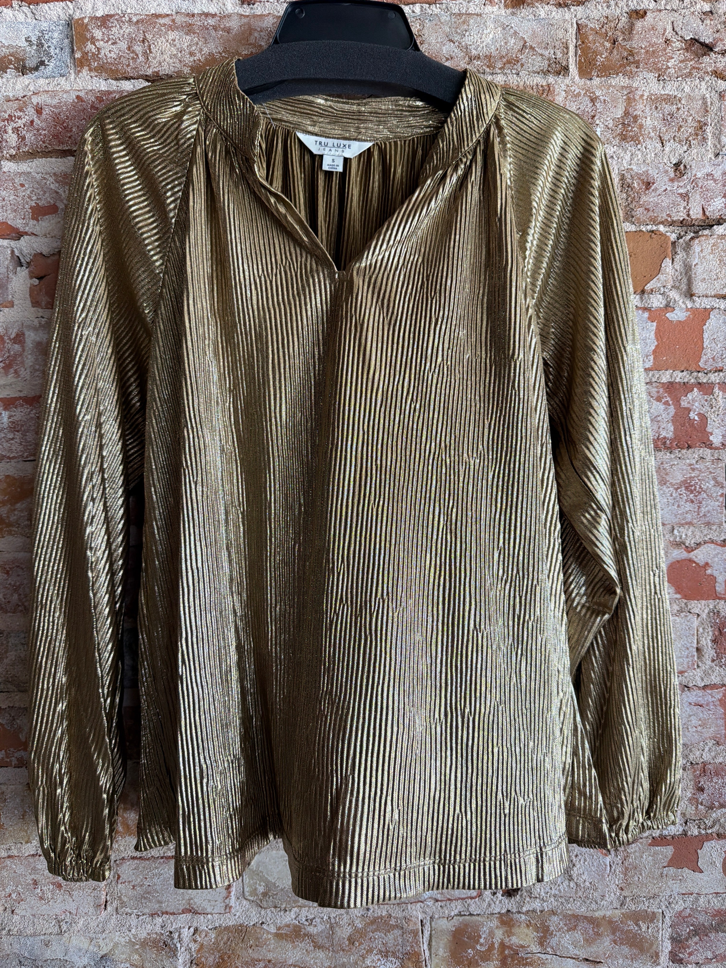 Tru Luxe Gold Top