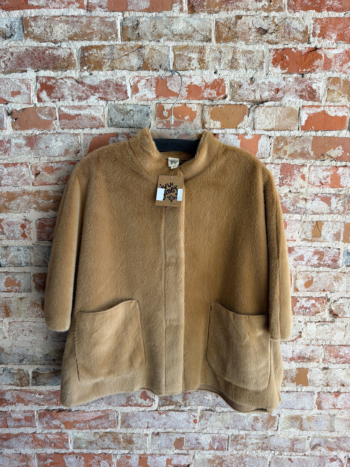 Ivy Jane Faux Fur Capelet