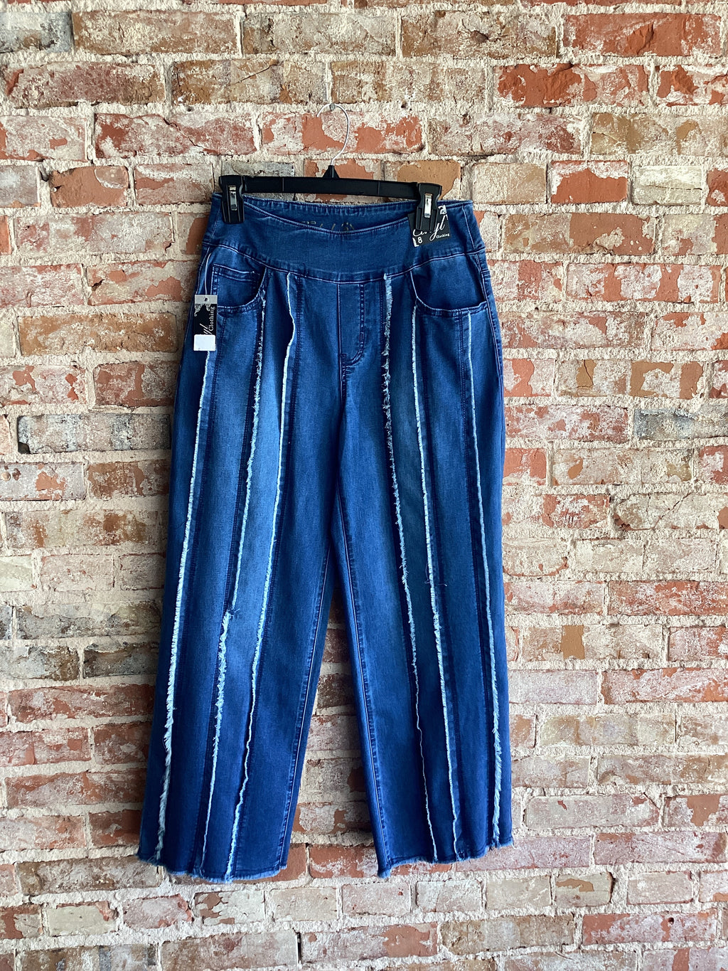 Ethyl Wide Leg Stripped Jeans