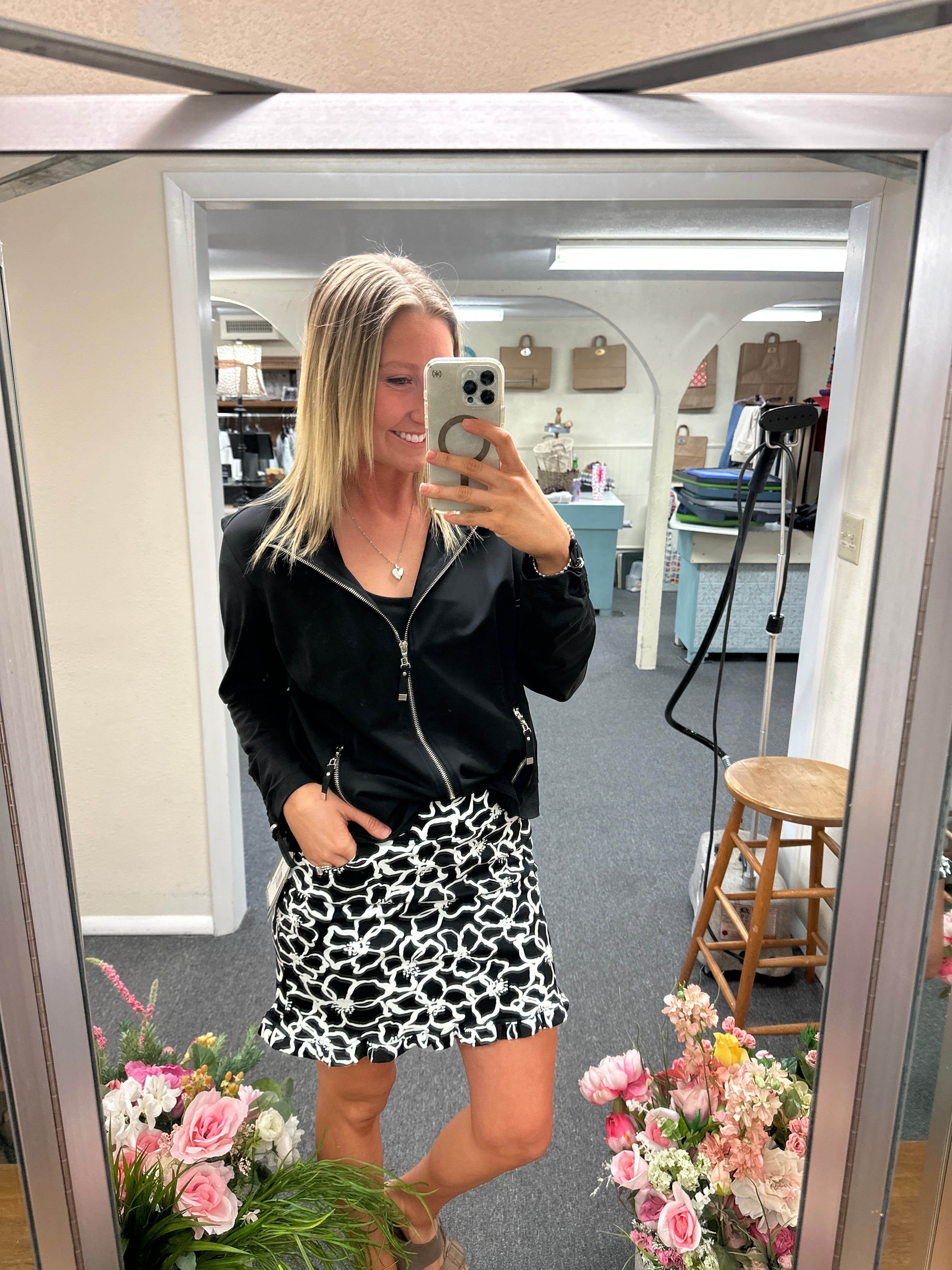 Multiples Elastic waist Skort