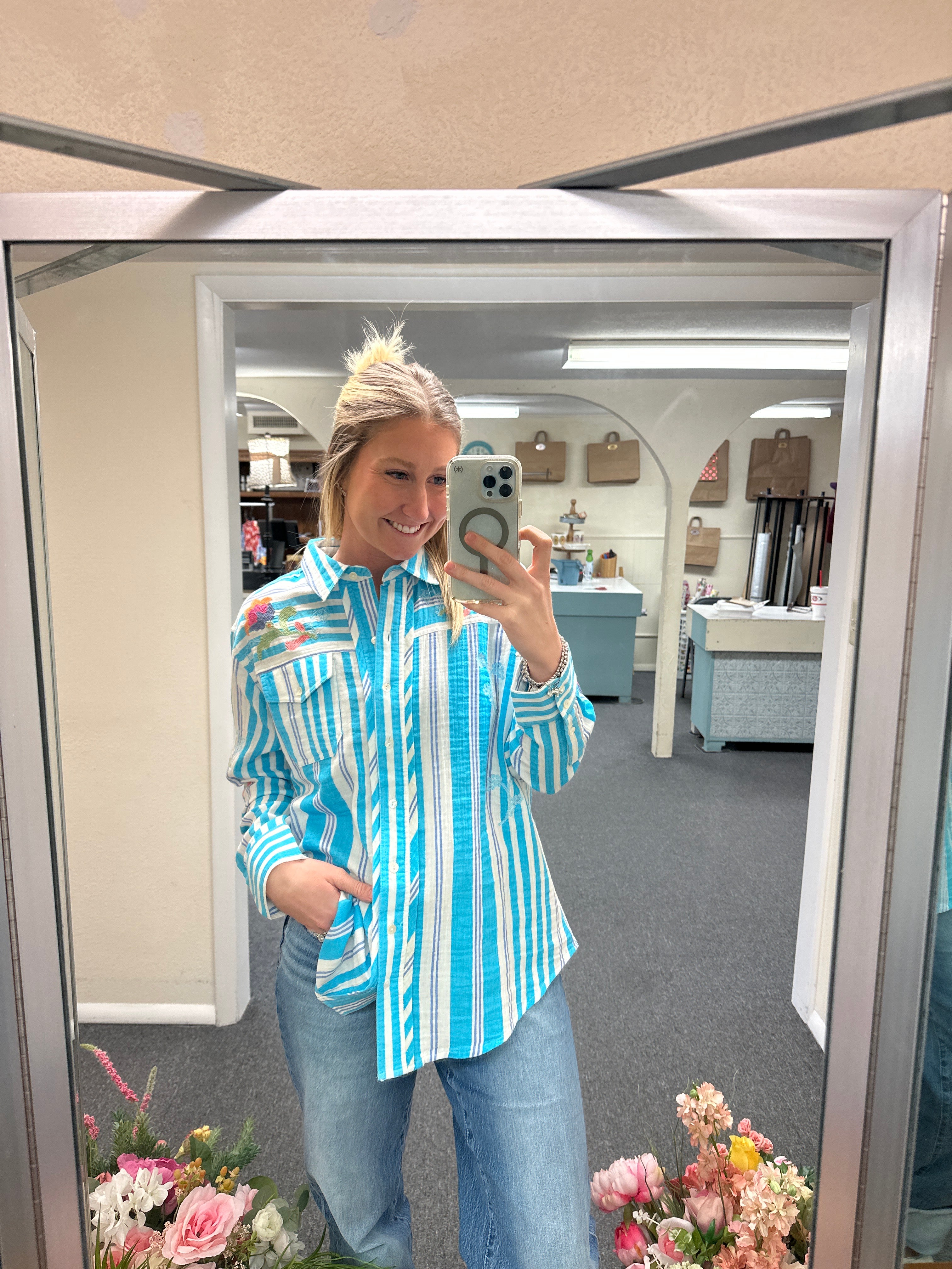 Tru Luxe Embroidered Button up Shirt