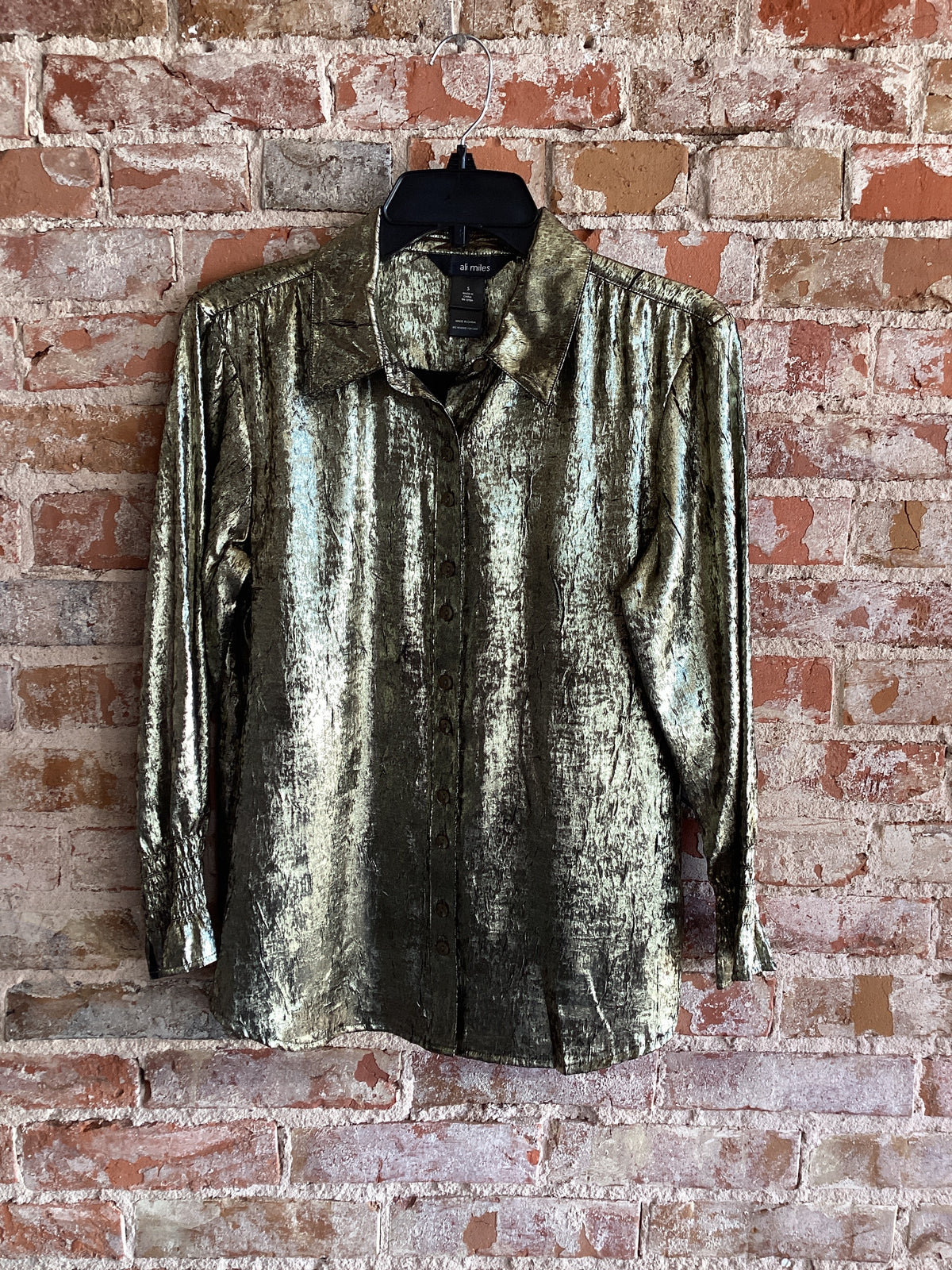 Ali Miles Metallic Gold Button Up