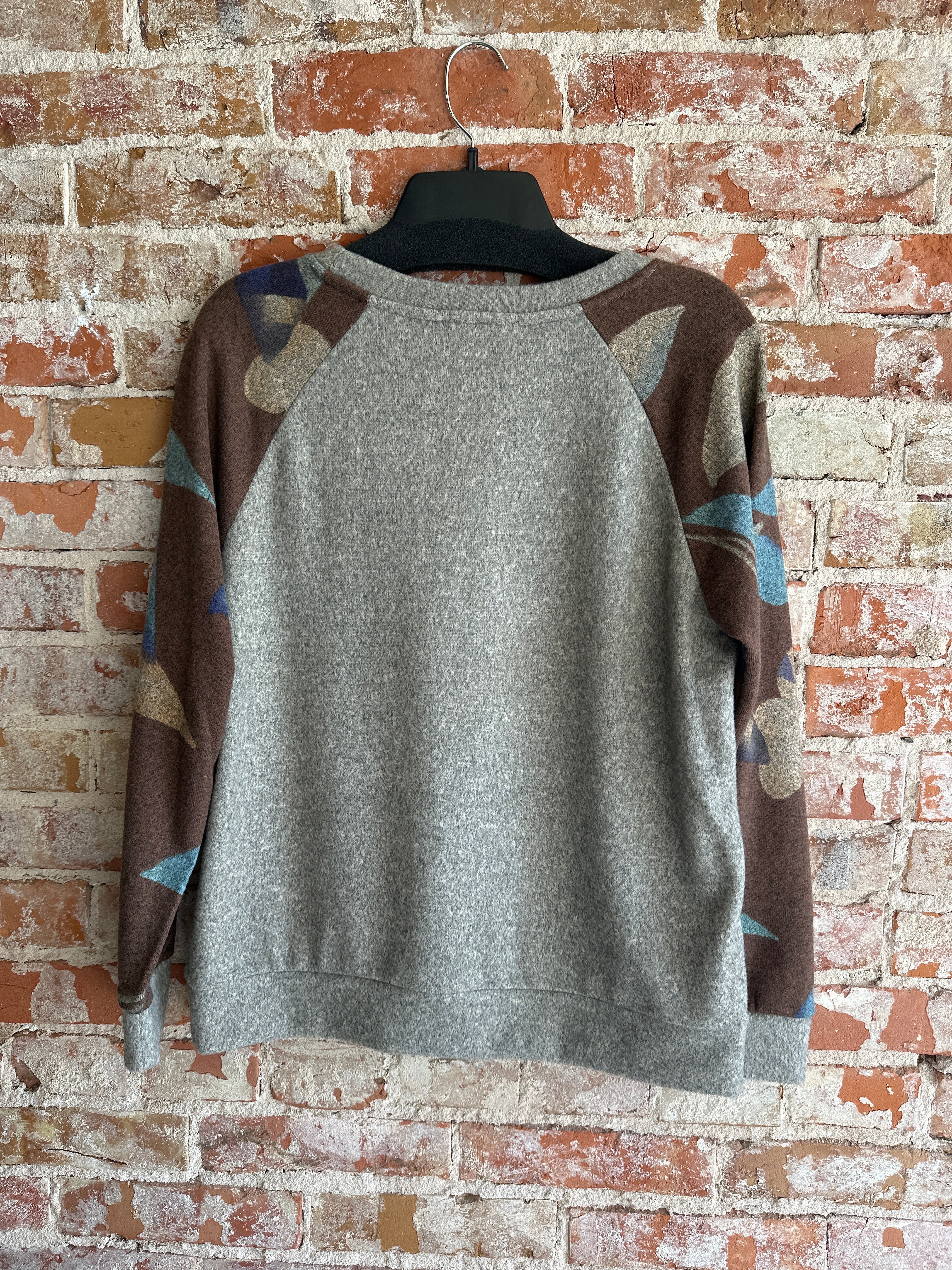 Keren Hart pattern sweater