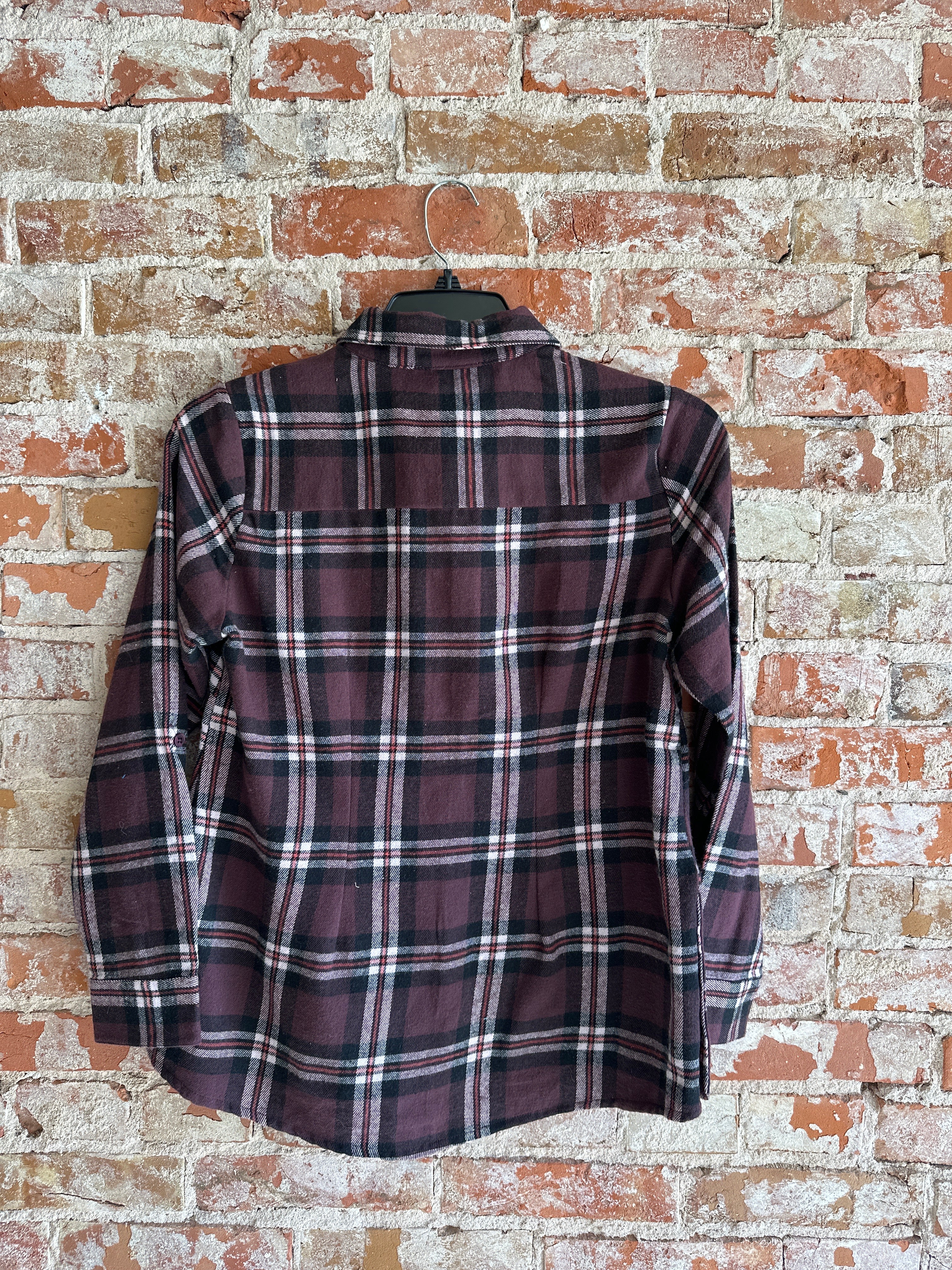 Keren Hart plaid maroon top