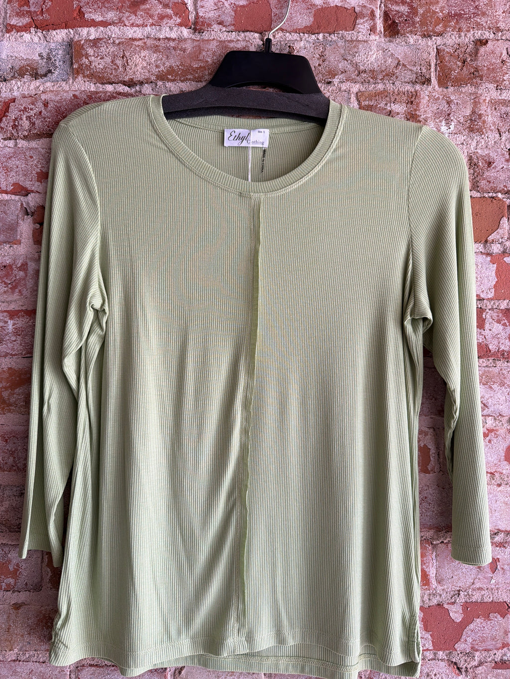 Ethyl Top
