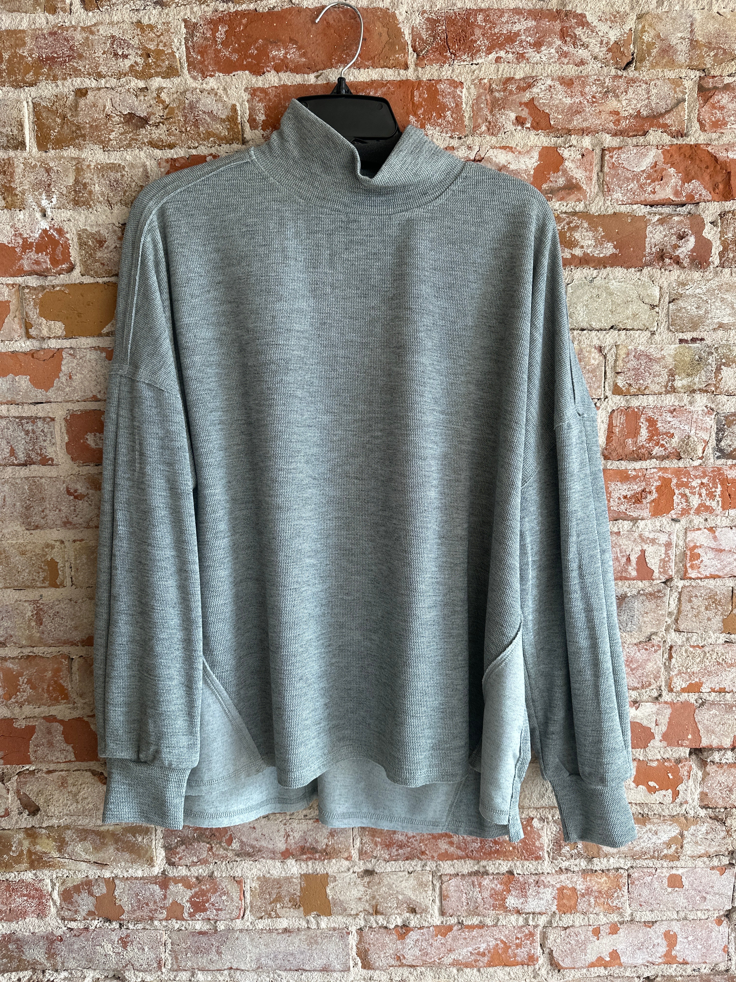 Shana Basic Grey sweater