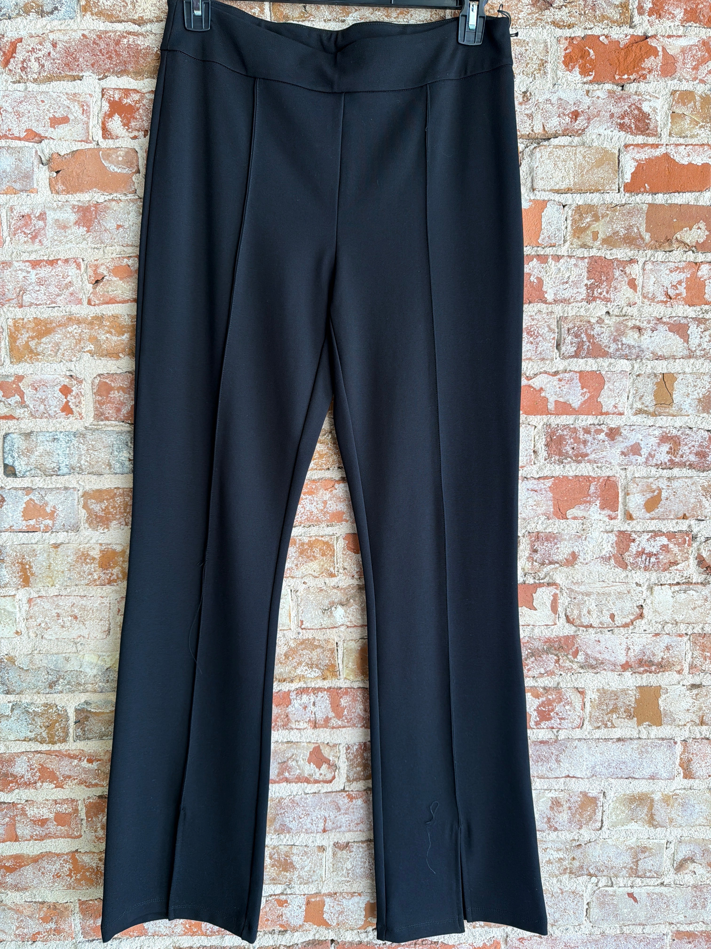 Carrè Noir Flare Pant