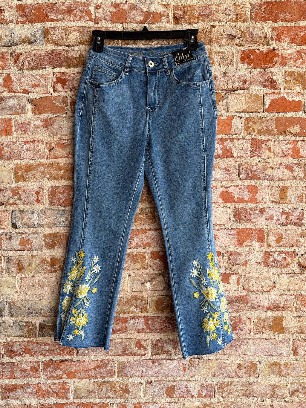 Ethyl Capri Embroidered Jean