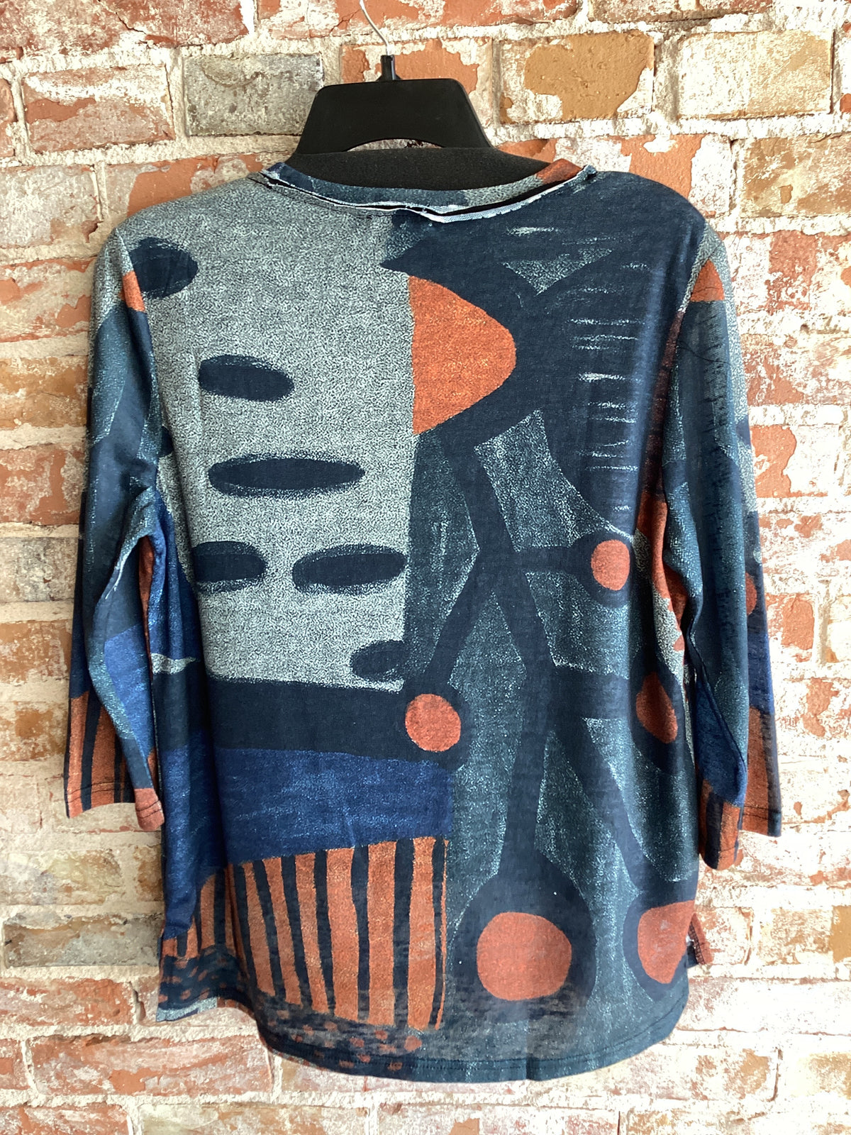 Shana Dark Abstract 3/4 Sleeve