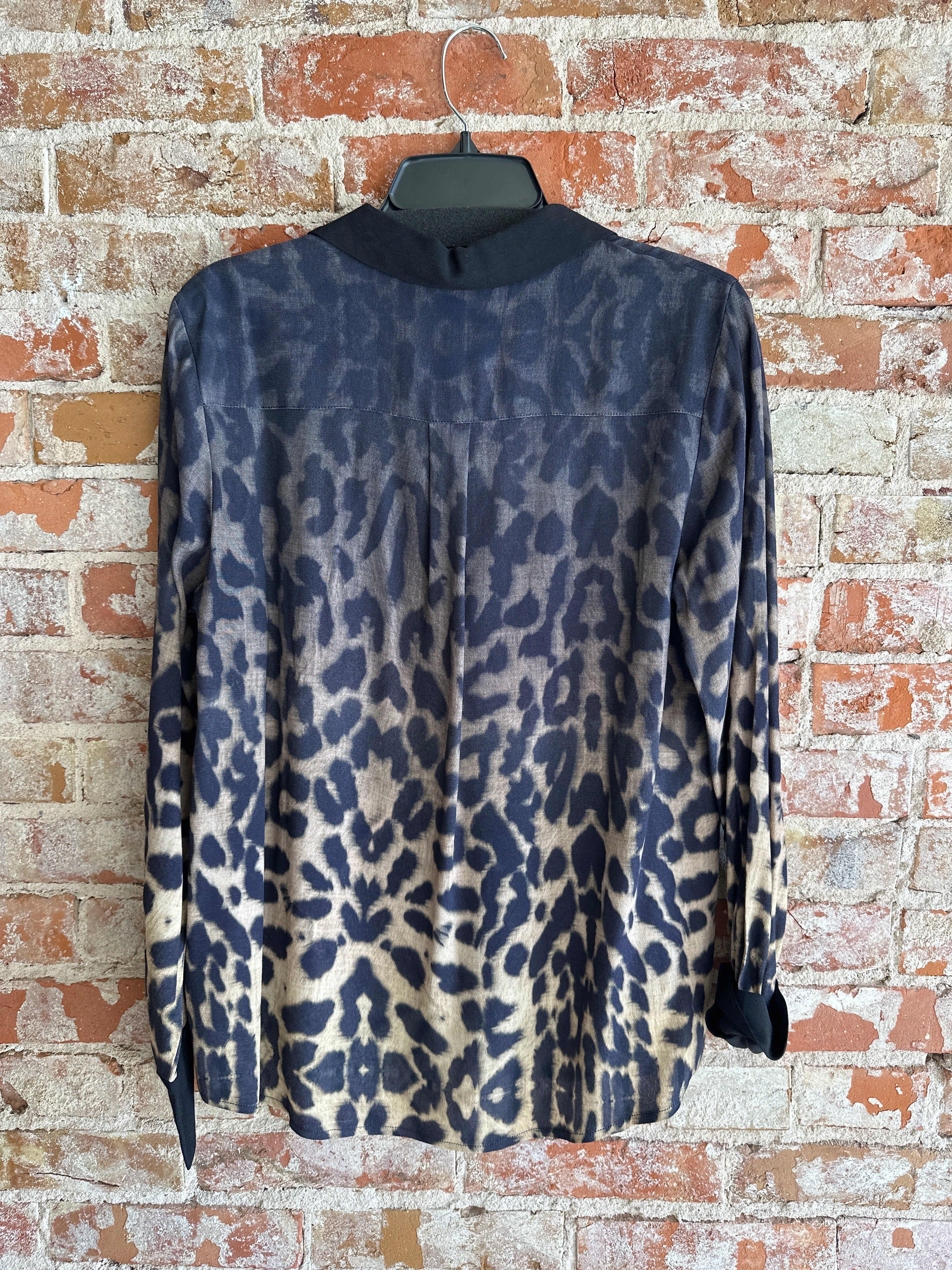 Carré Noir Midnight cheetah Top