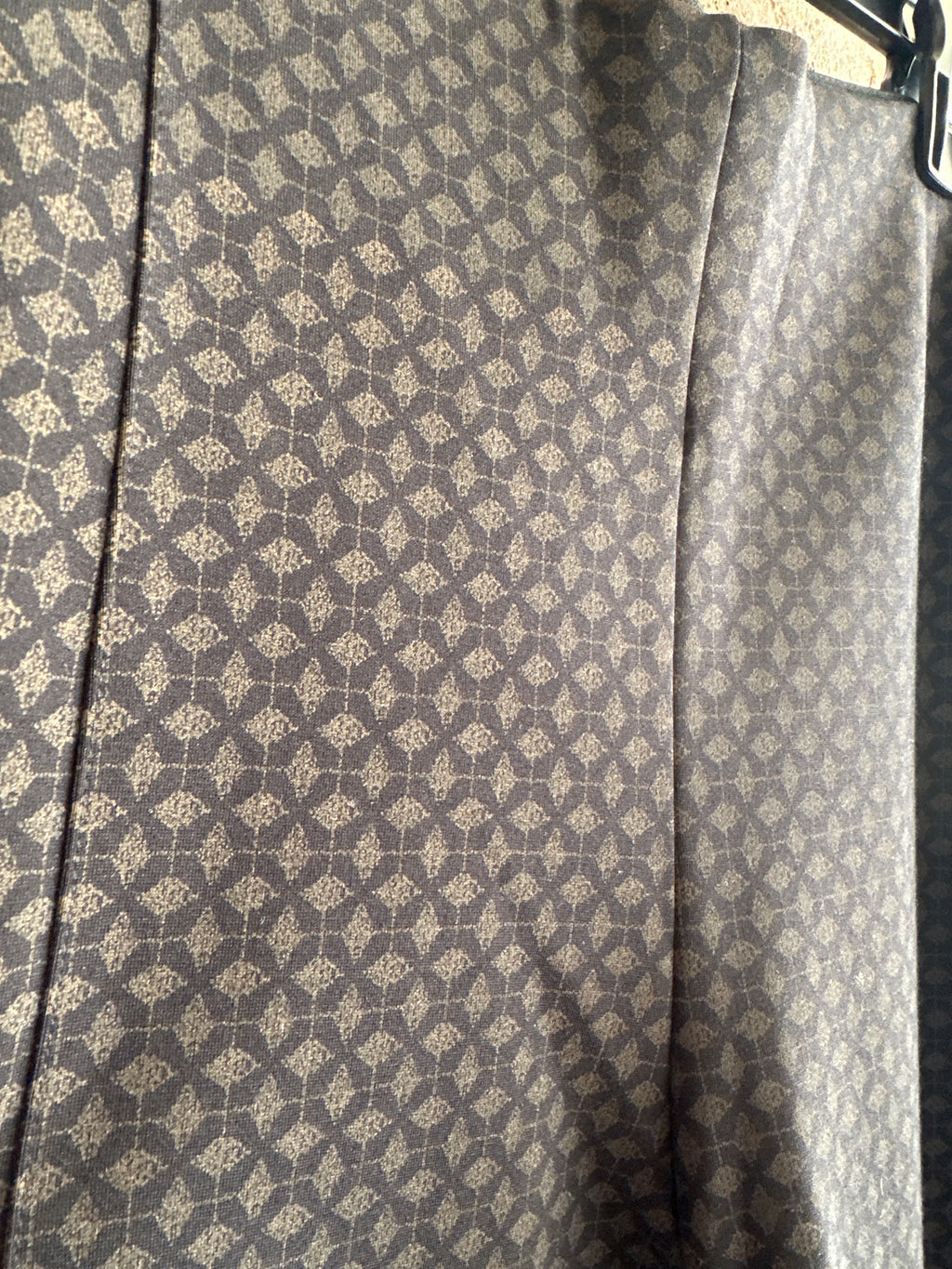 Carré Noir Patterned dress pants