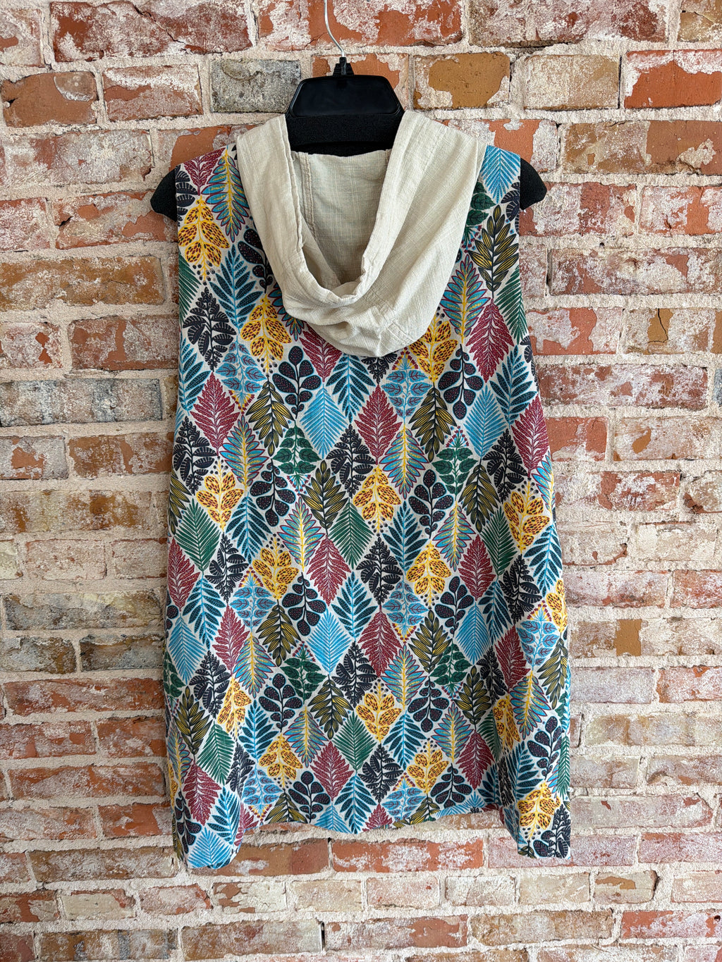 Inoah Button up Hoodie Vest
