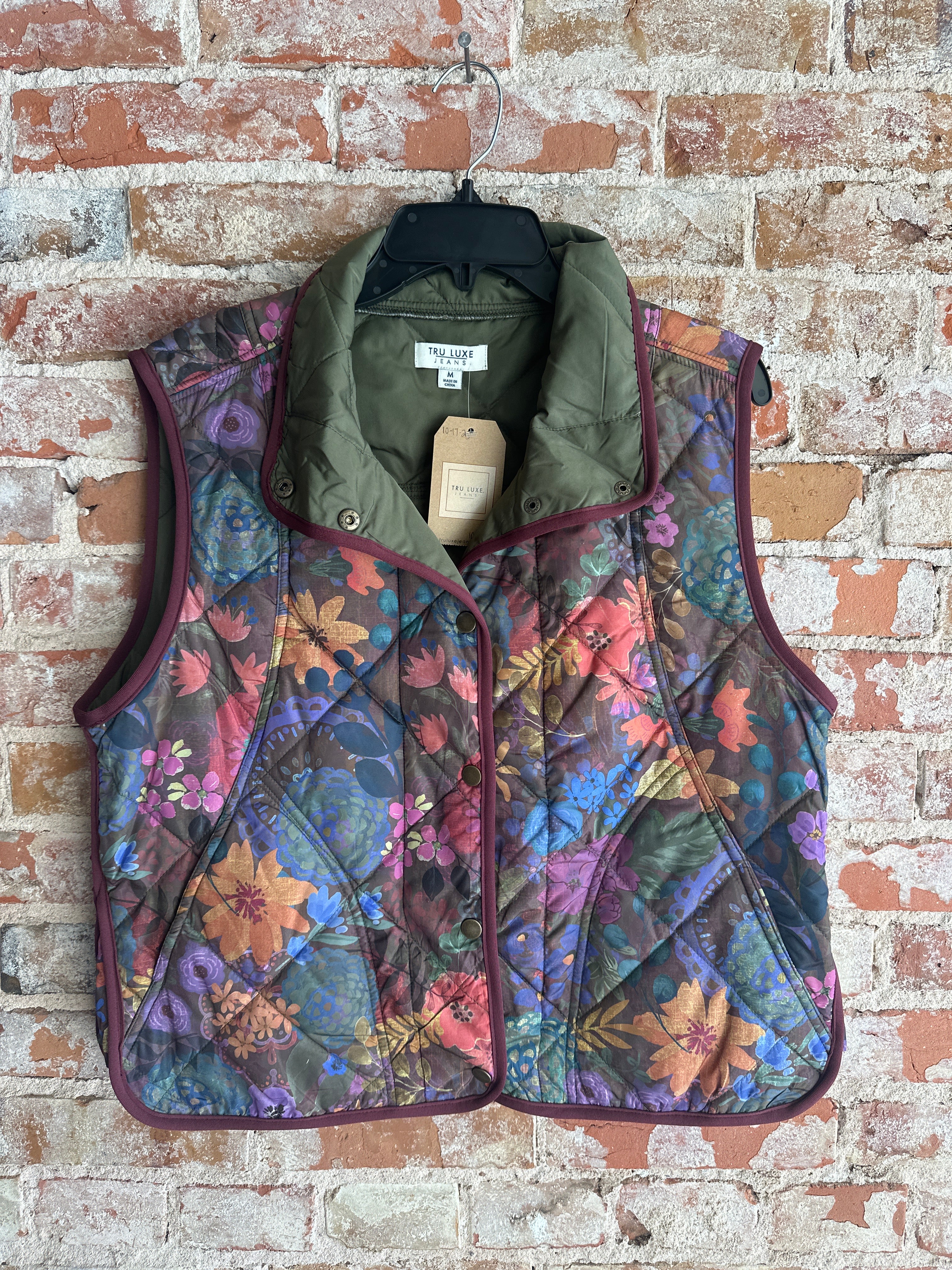 Tru Luxe Floral vest