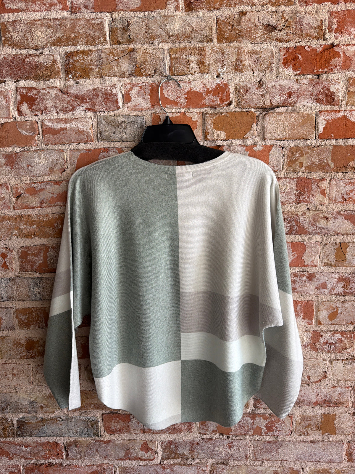 Keren Hart Mint Pull Over Top