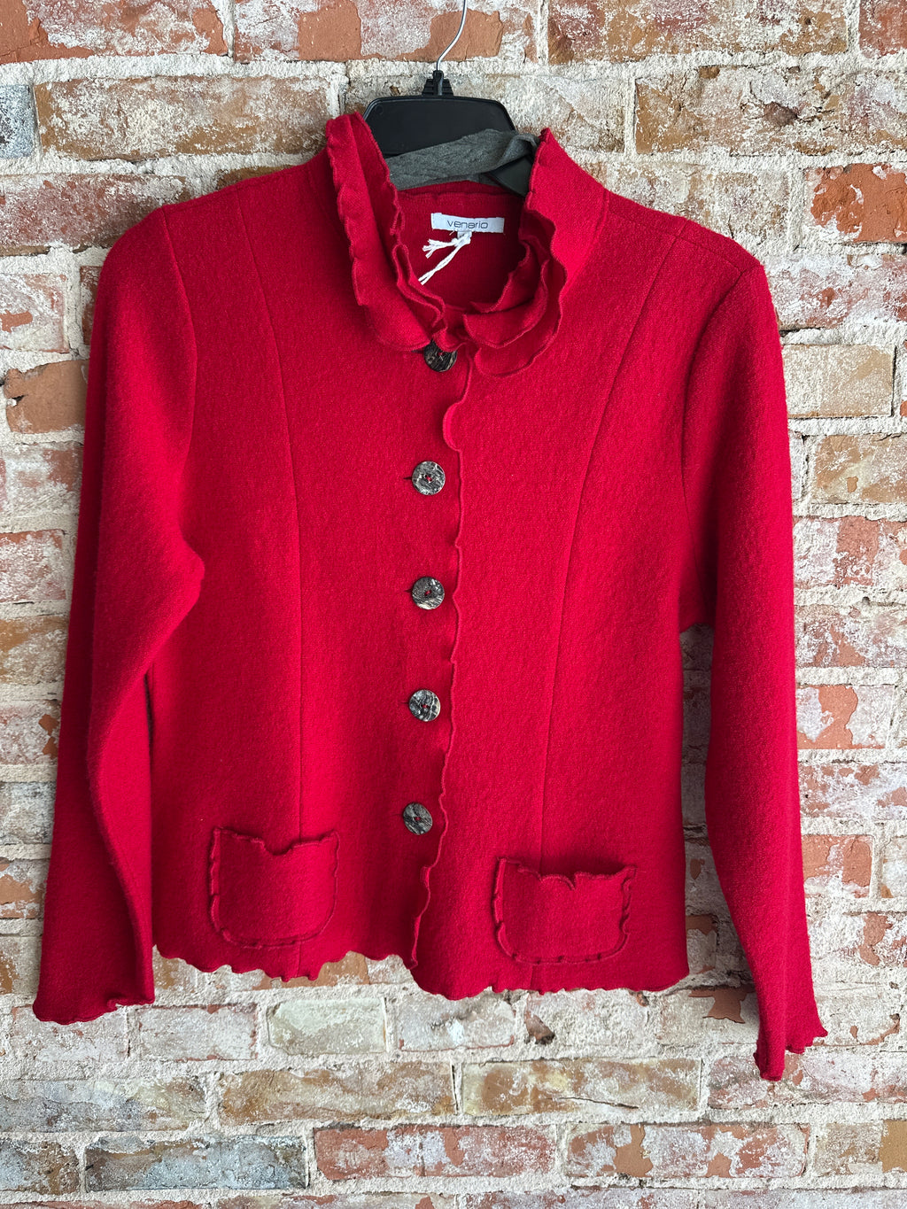 Venari Jacket