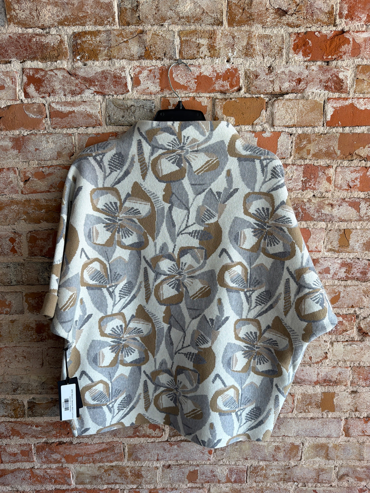 APNY Bloom Sweater With Contrast