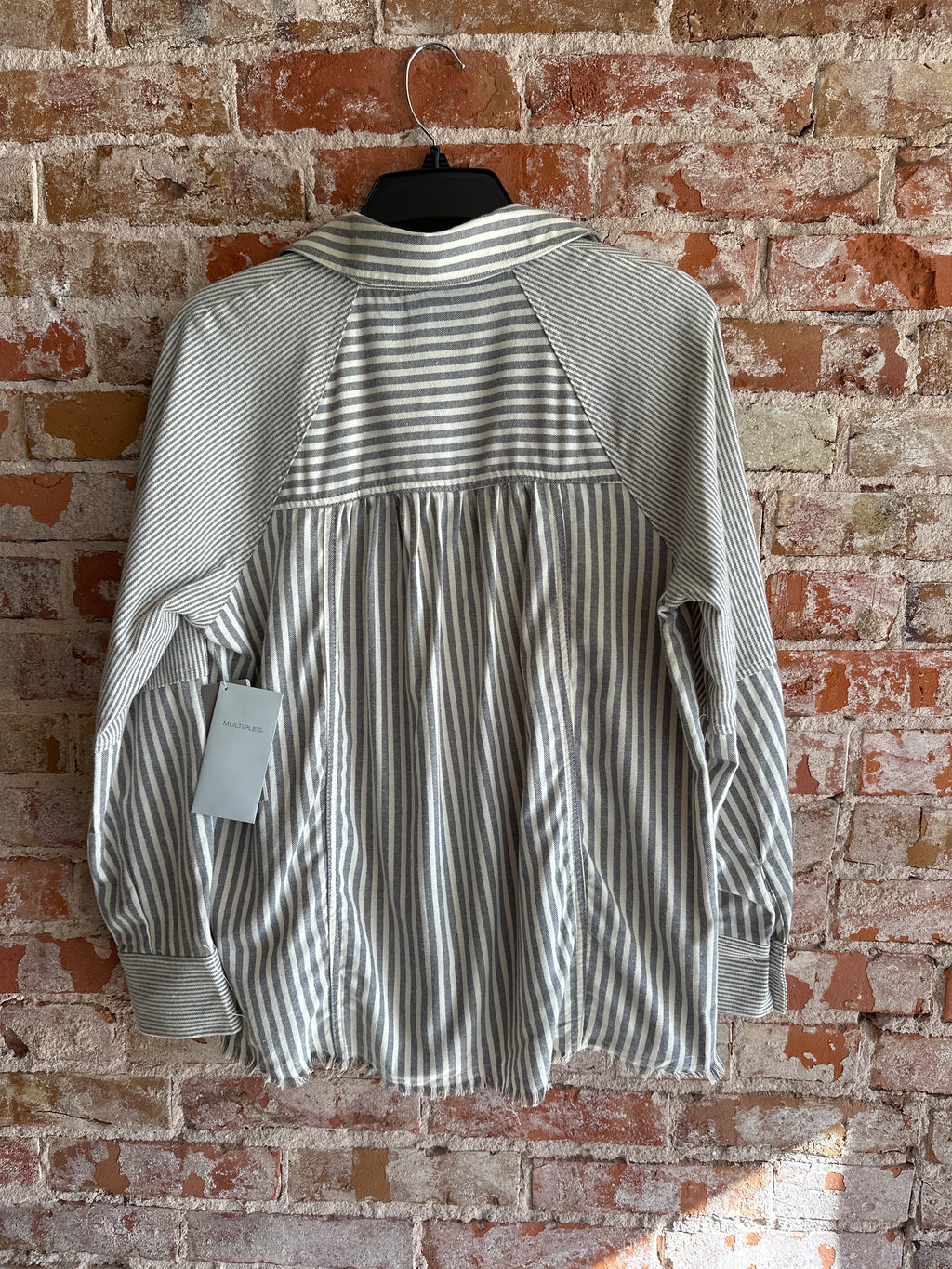 Multiples button up top