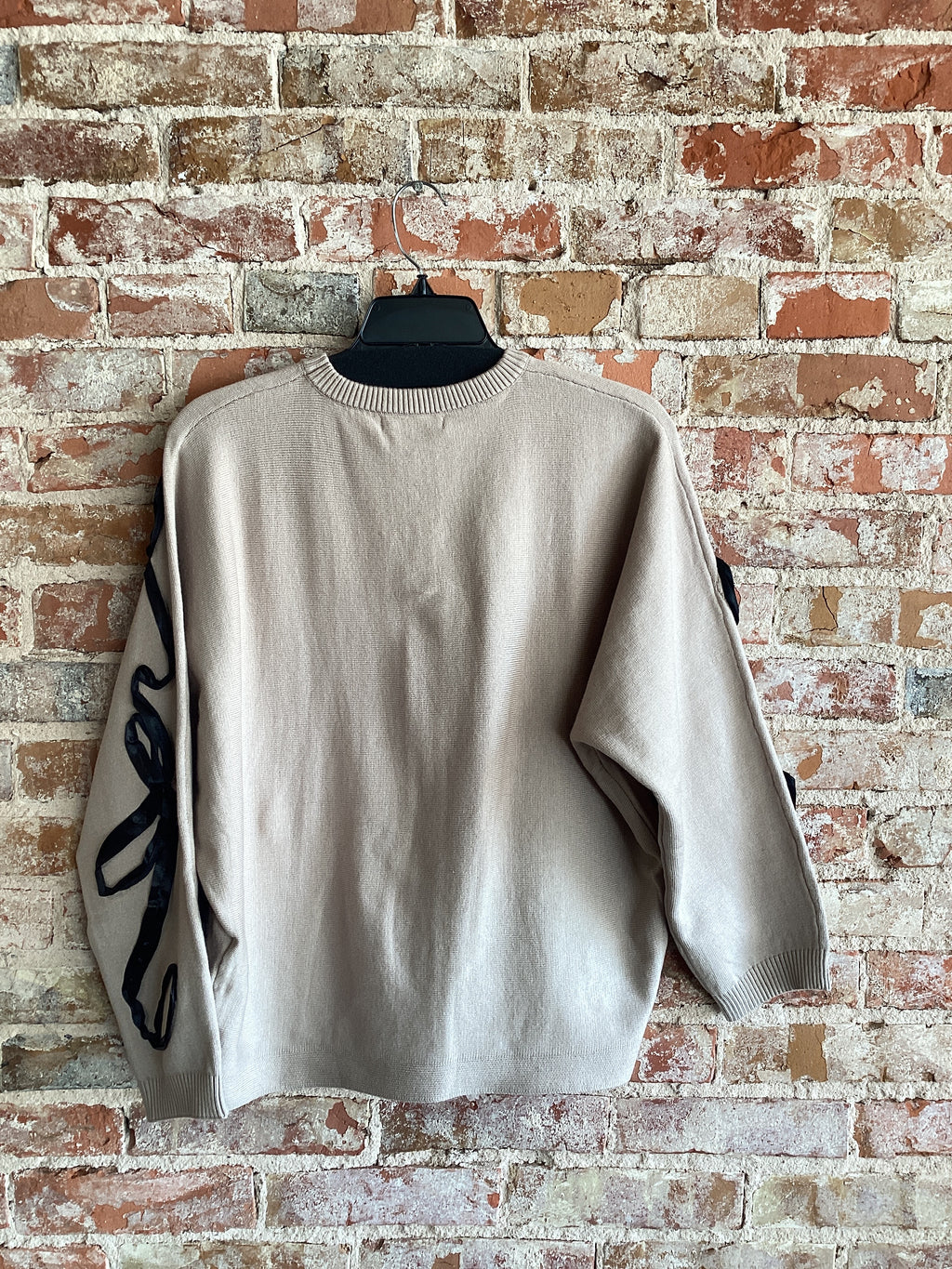 Tempo Ribbon Design Sweater