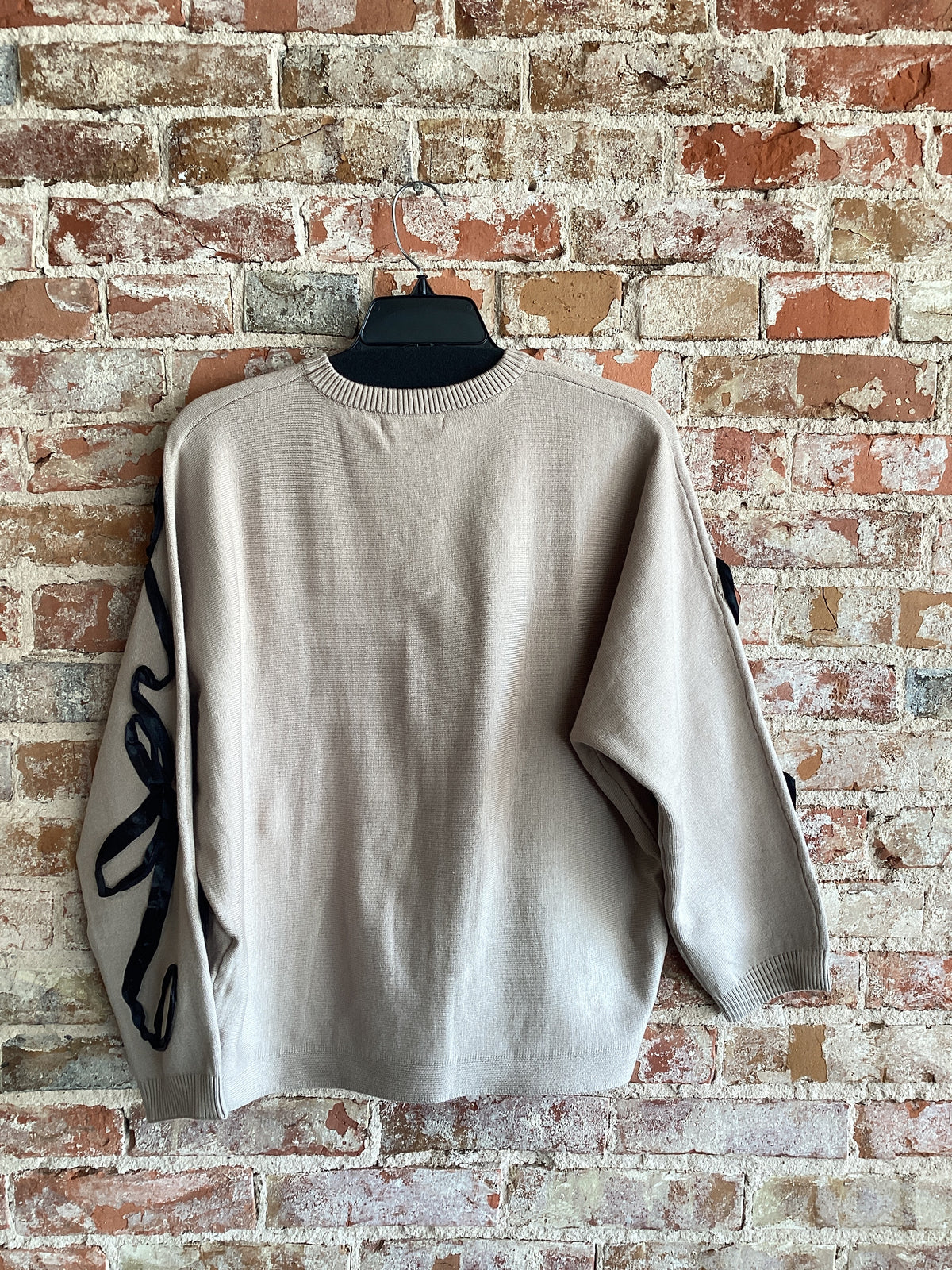 Tempo Ribbon Design Sweater