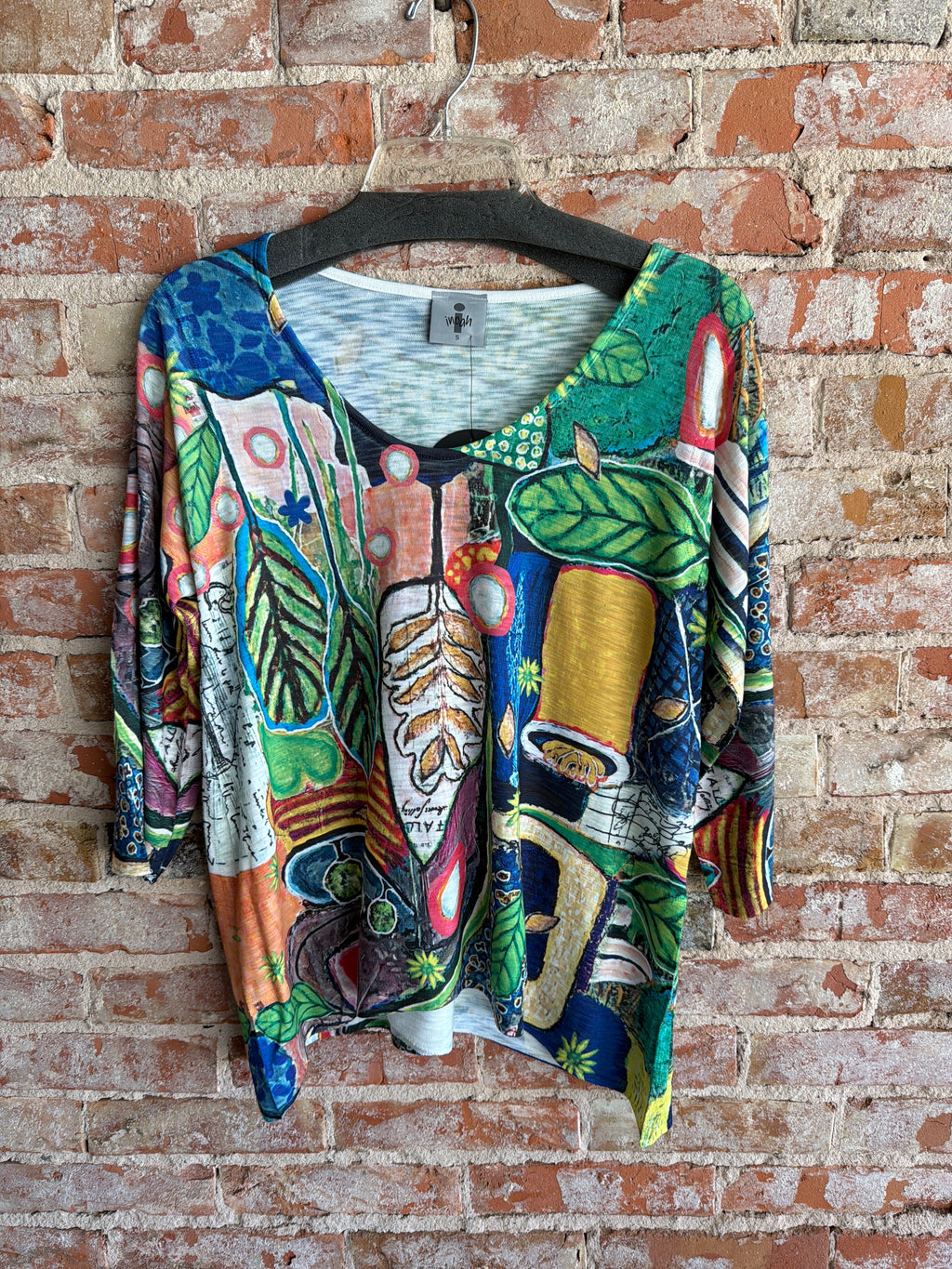 Inoah Multi Color V-Neck Top