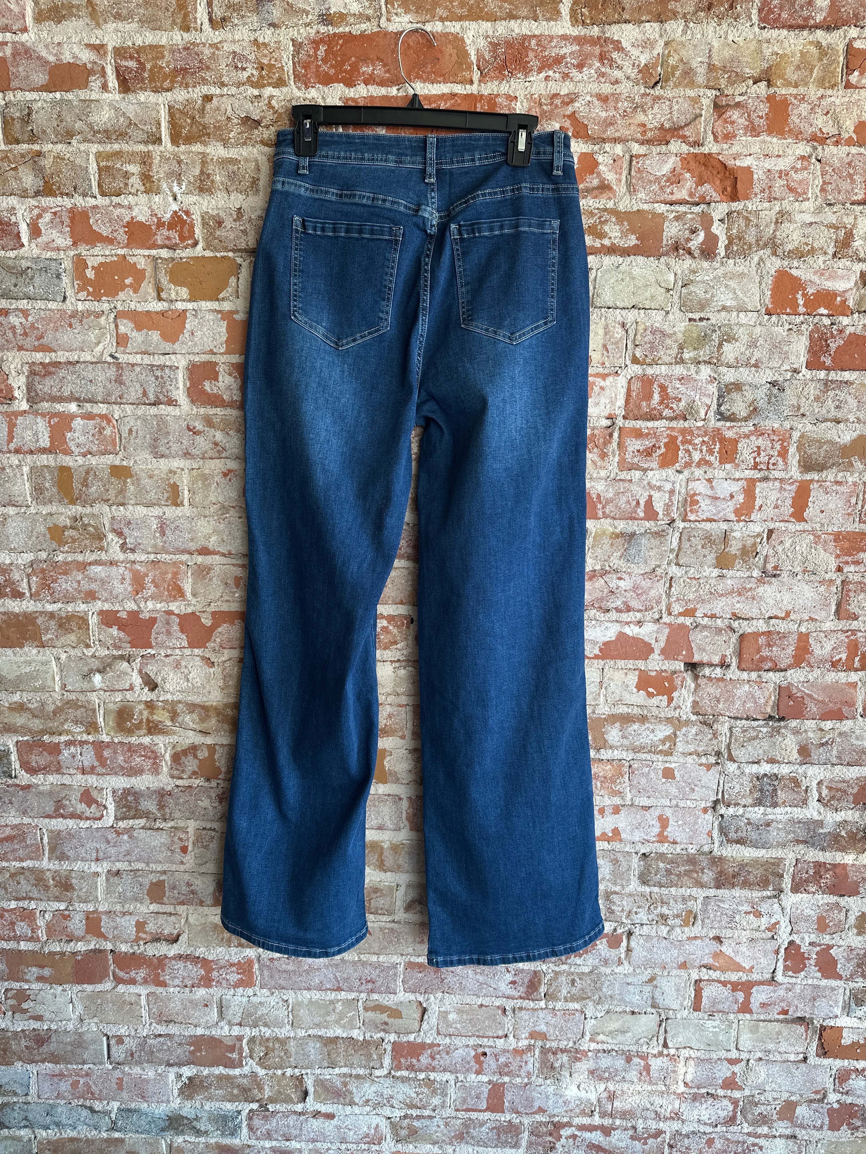 Alison Sheri pant