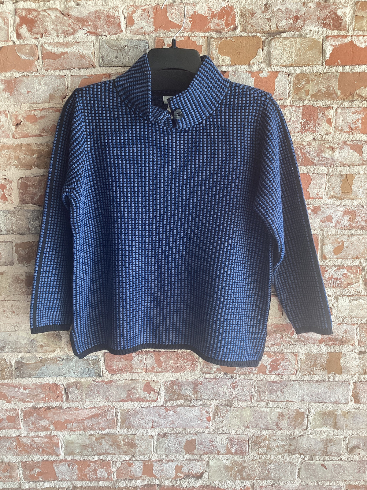 Multiple Knit Botton Mock Neck Sweater