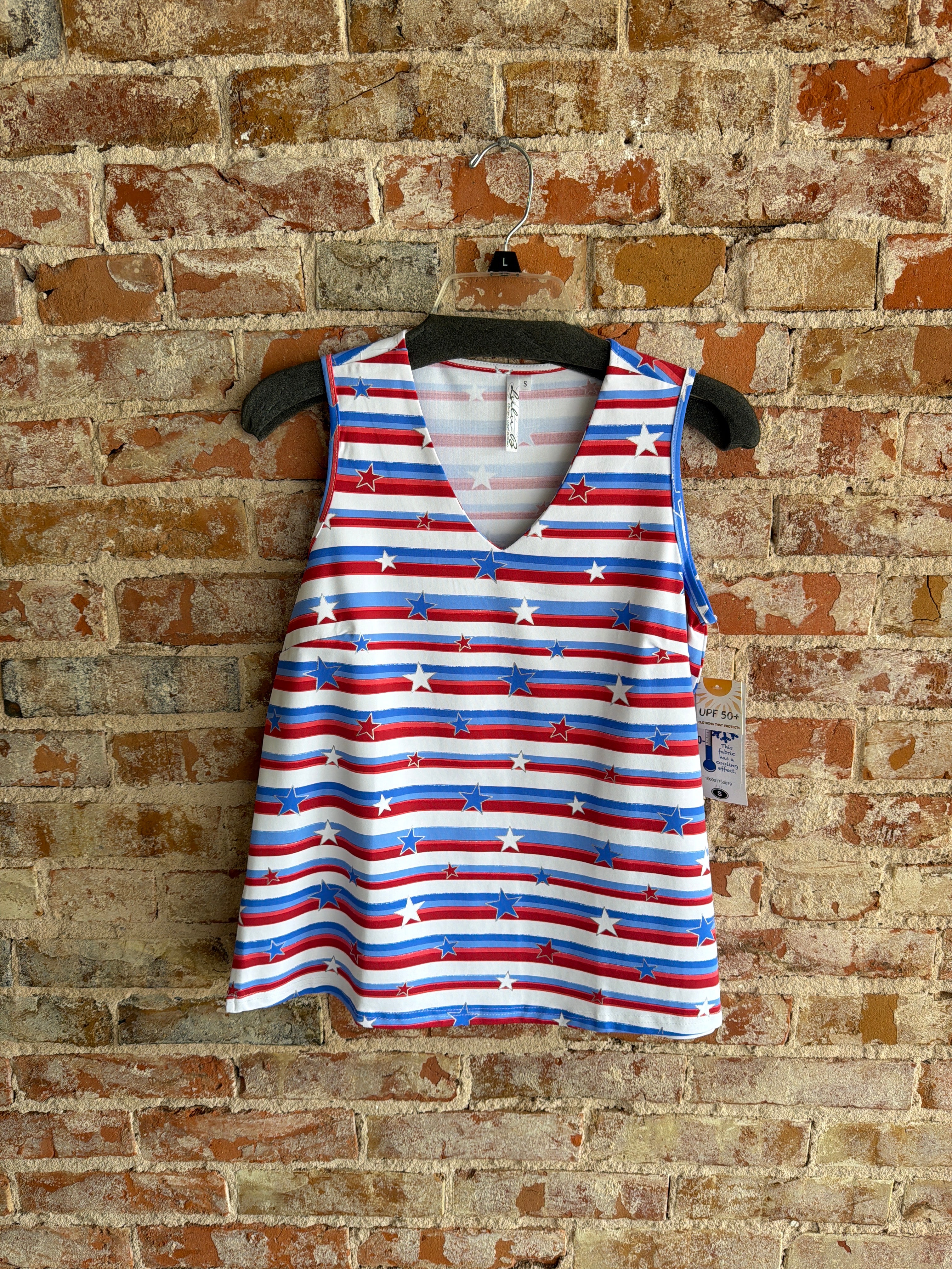 Lulu-B Slvless V-Neck Tank