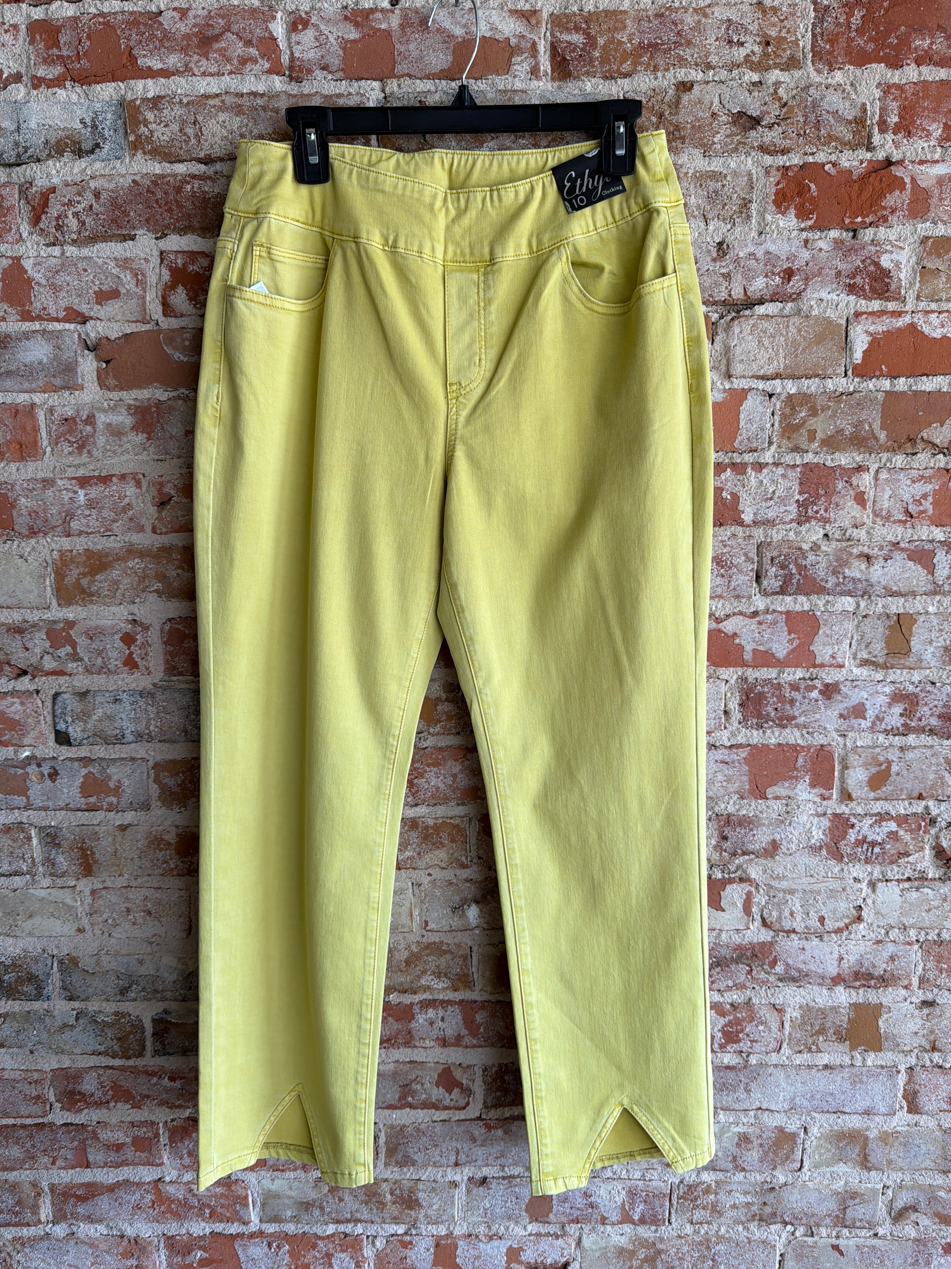 Ethyl Pull On Ankle Pant