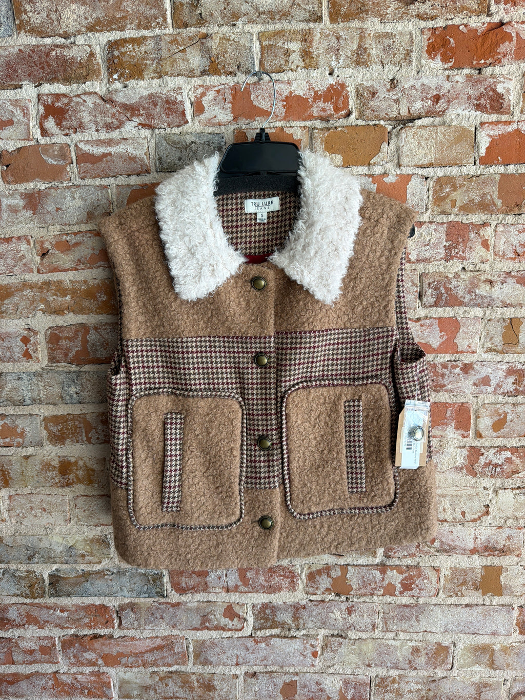 Tru Luxe Woven Fur Collar Button Vest