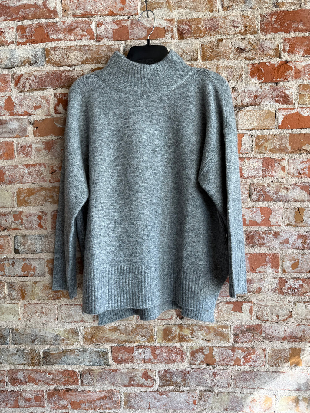Keren Hart Sweater